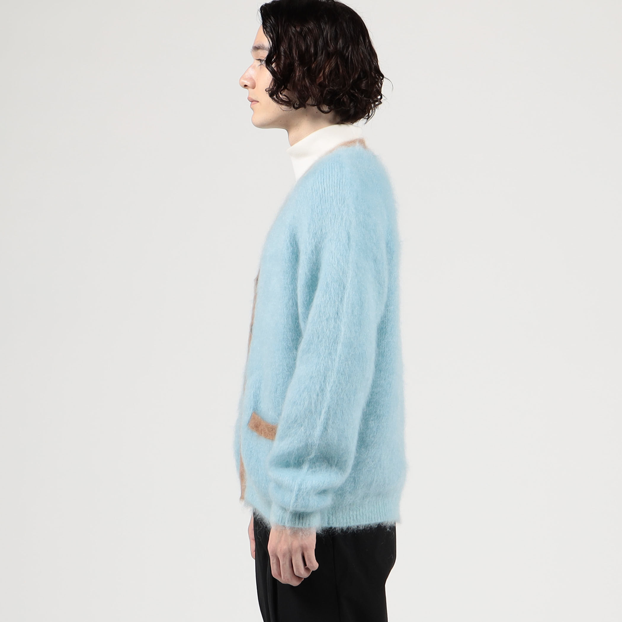 □CABaN モヘヤ Vネックバイカラーカーディガン｜トゥモローランド