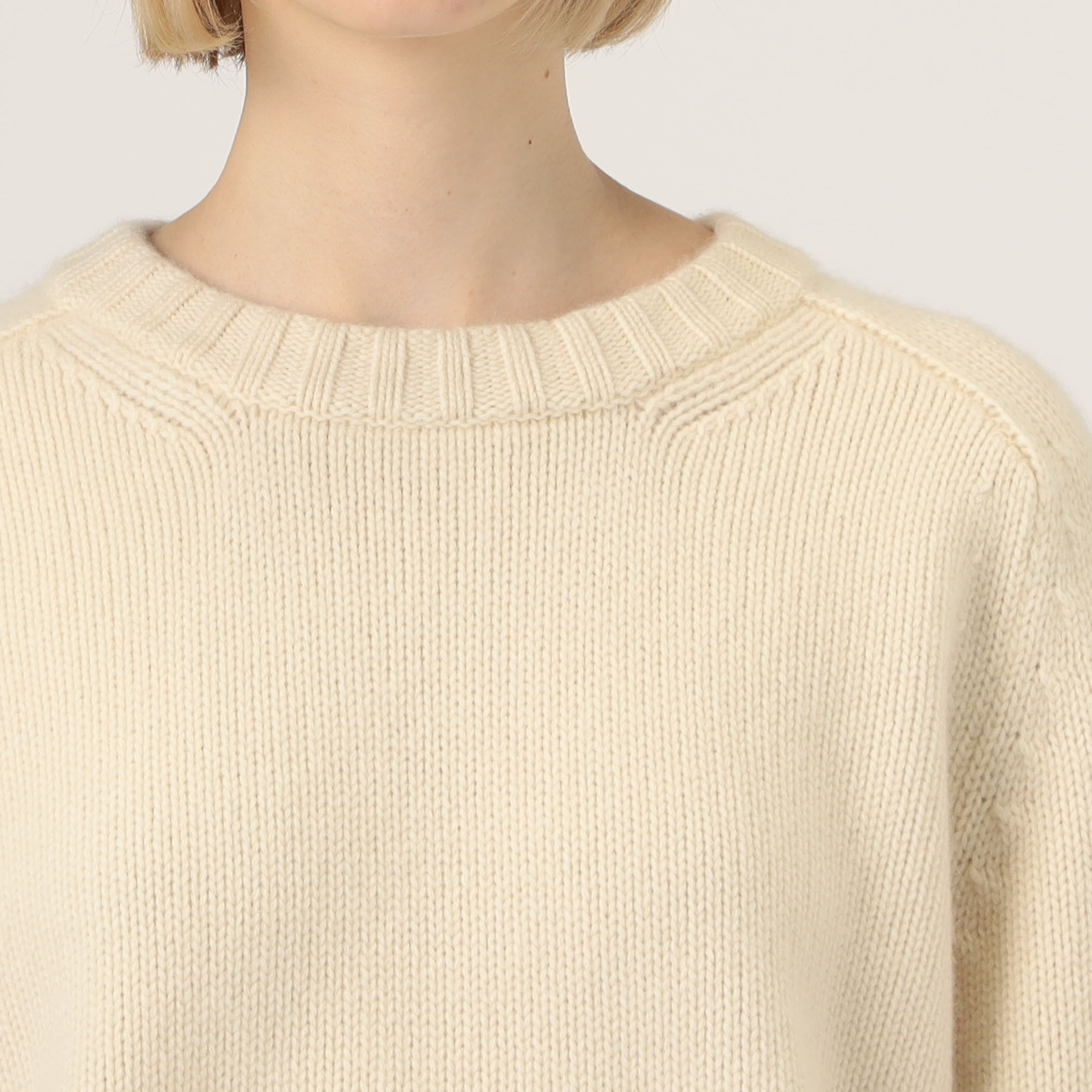 KHAITE MAE SWEATER プルオーバーニット｜トゥモローランド 公式通販