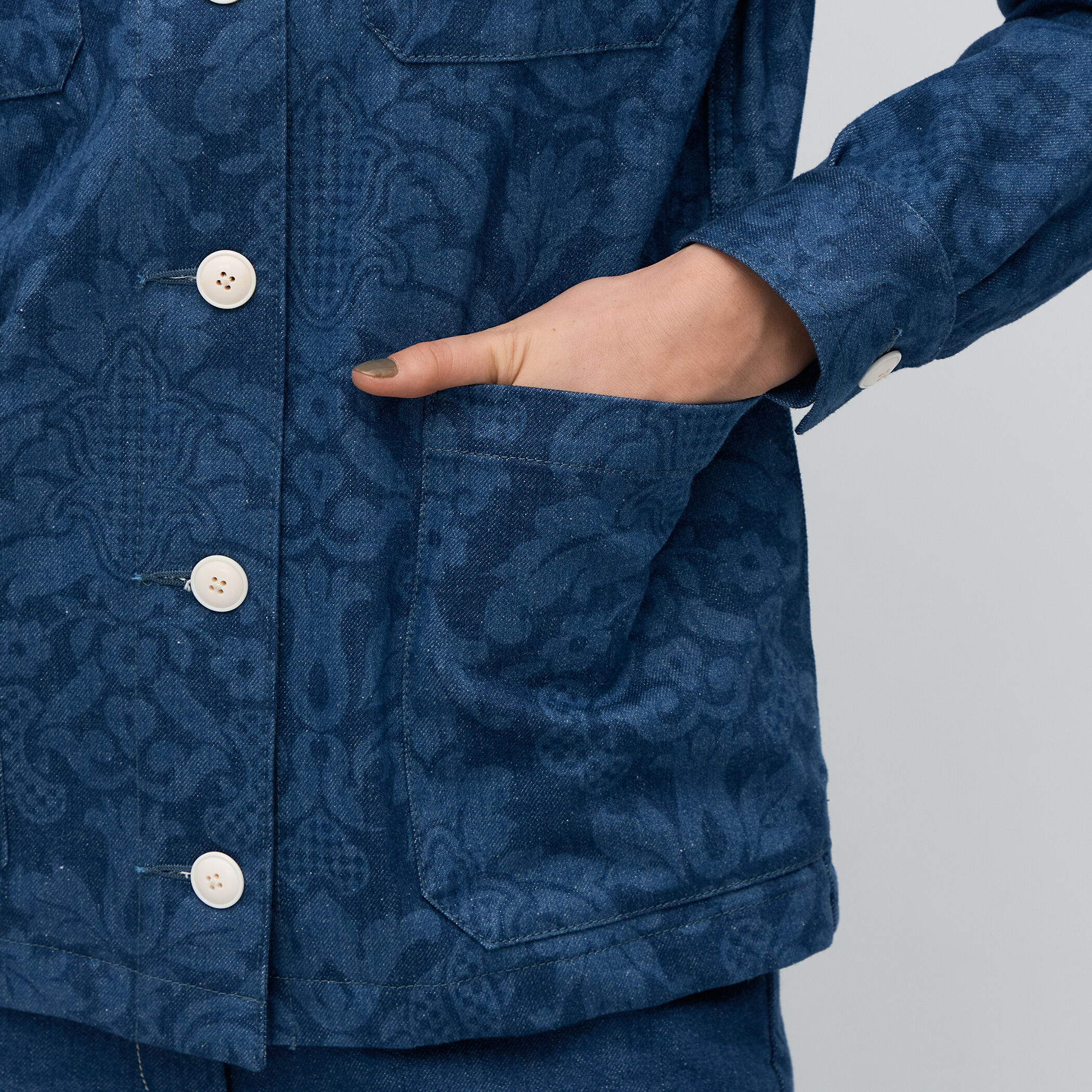 ブルーデニムプリント ワークジャケット｜トゥモローランド 公式通販