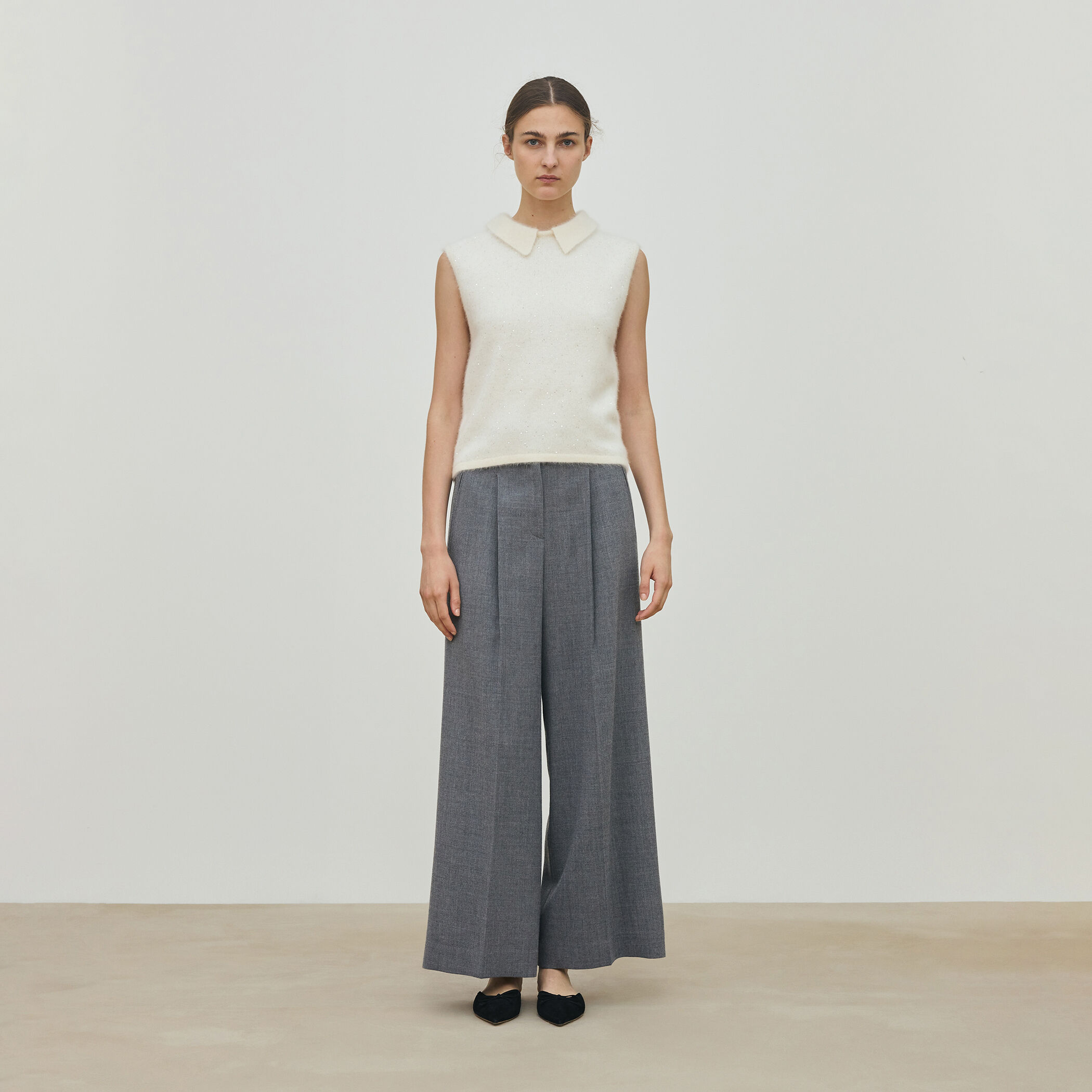 フォックスカシミヤ スリーブレスプルオーバー｜トゥモローランド 公式通販