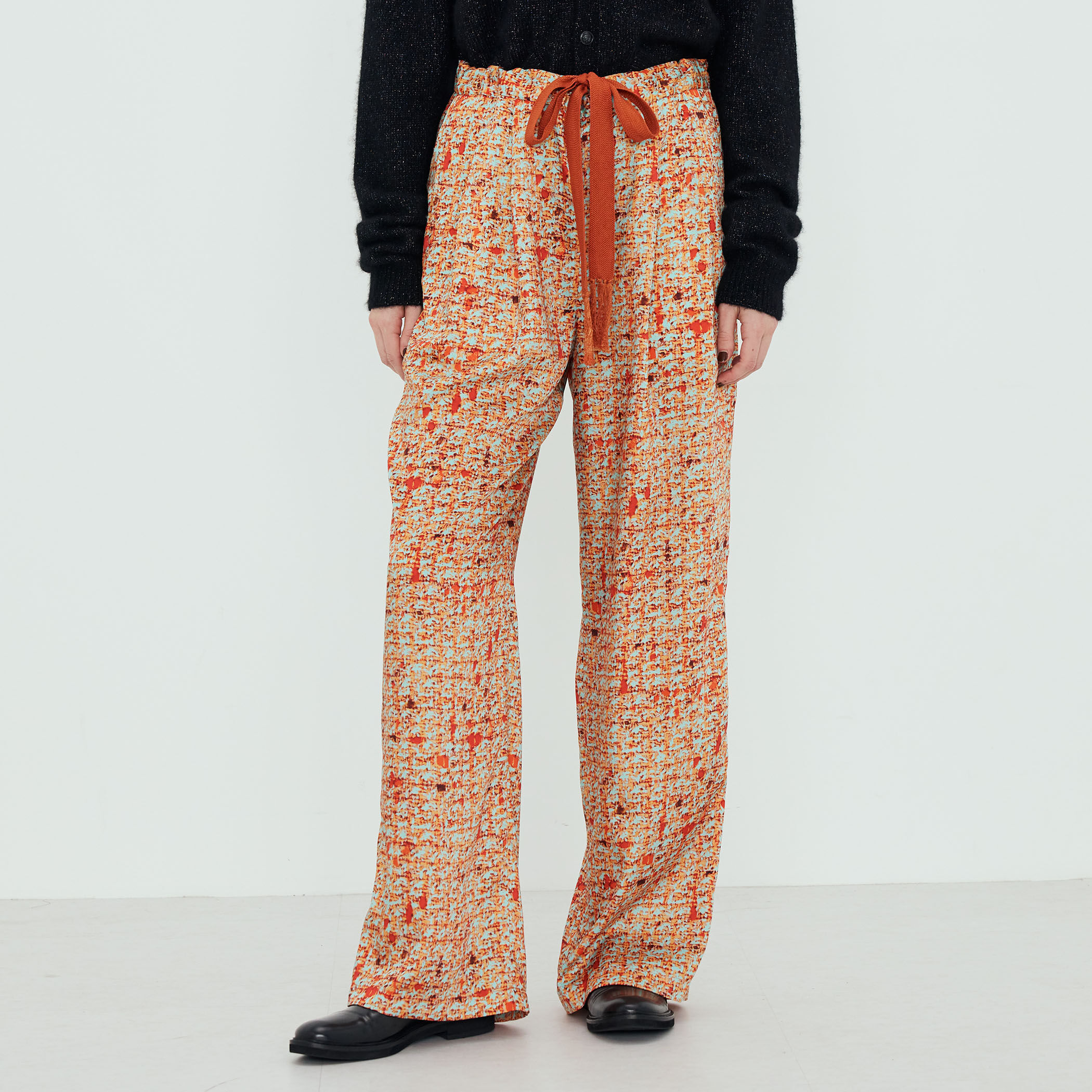 ポリエステル ツイードプリント リラックスパンツ｜トゥモローランド