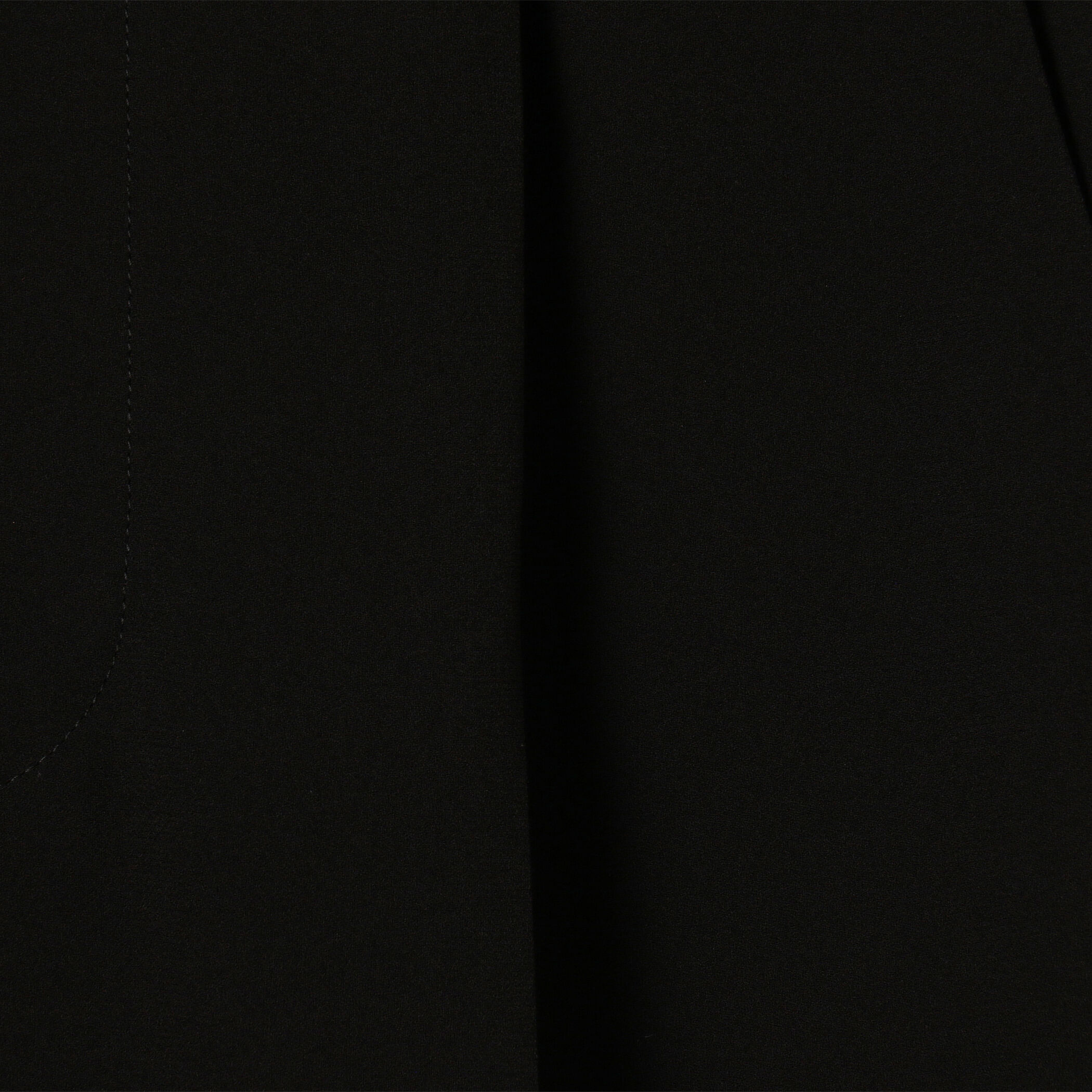 バックサテンジョーゼット タックテーパードパンツ