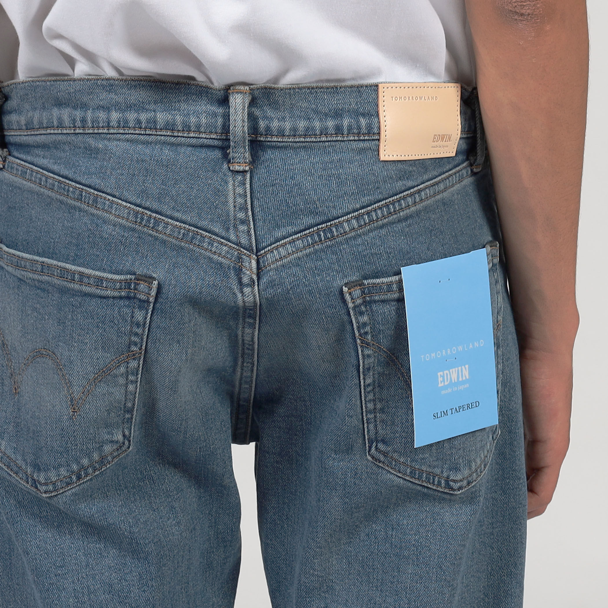 別注】EDWIN SLIM TAPPERED USED デニムパンツ｜トゥモローランド 公式
