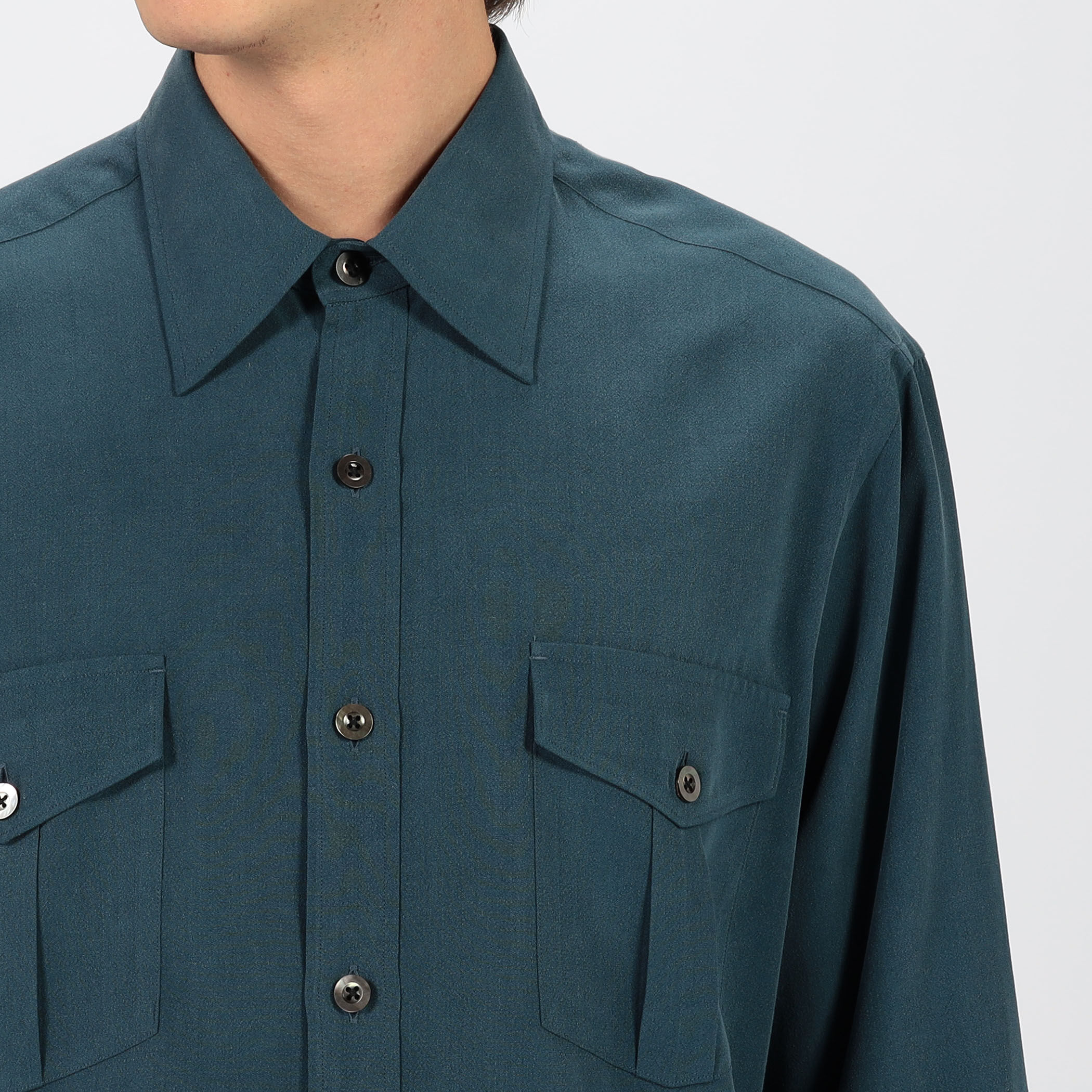 シルクタフタ ダブルポケット レギュラーカラーシャツ