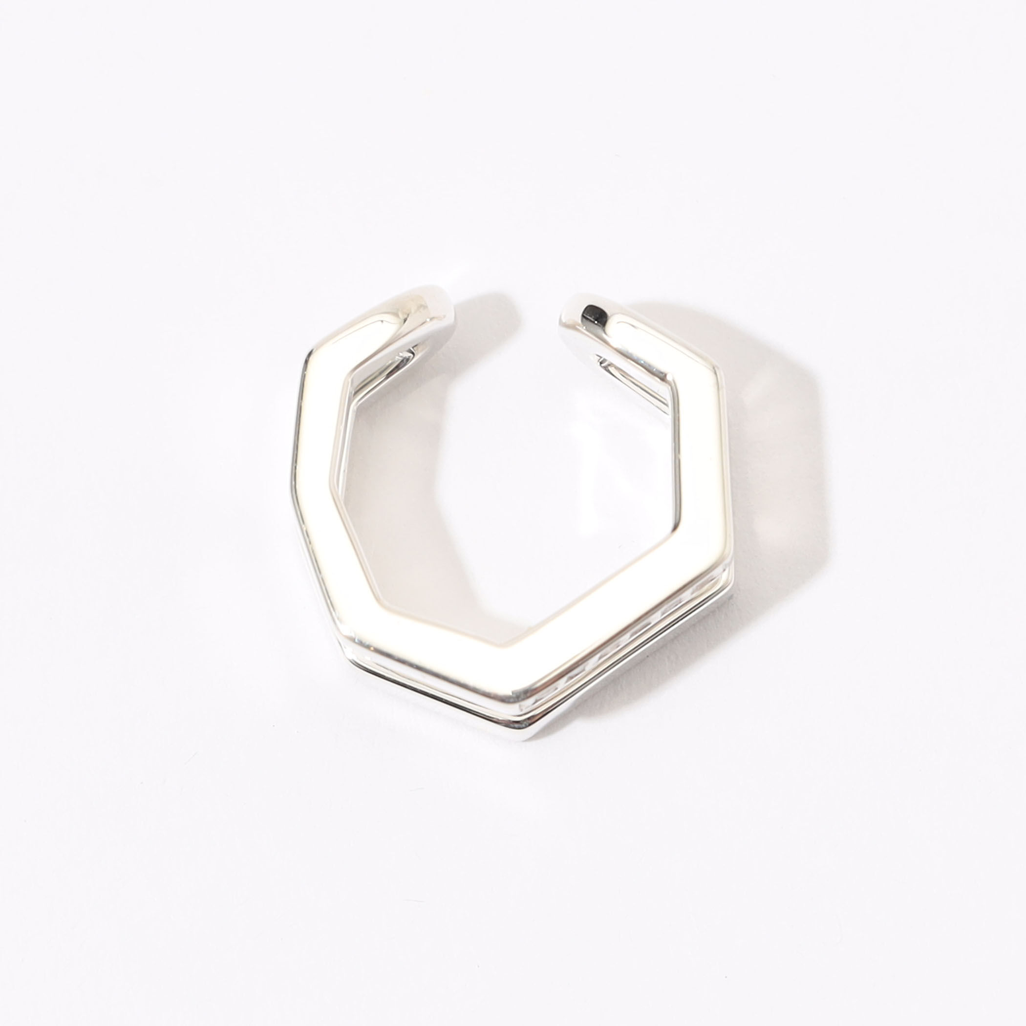 Hirotaka MANHATTAN Polygon 片耳 イヤーカフ｜トゥモローランド 公式
