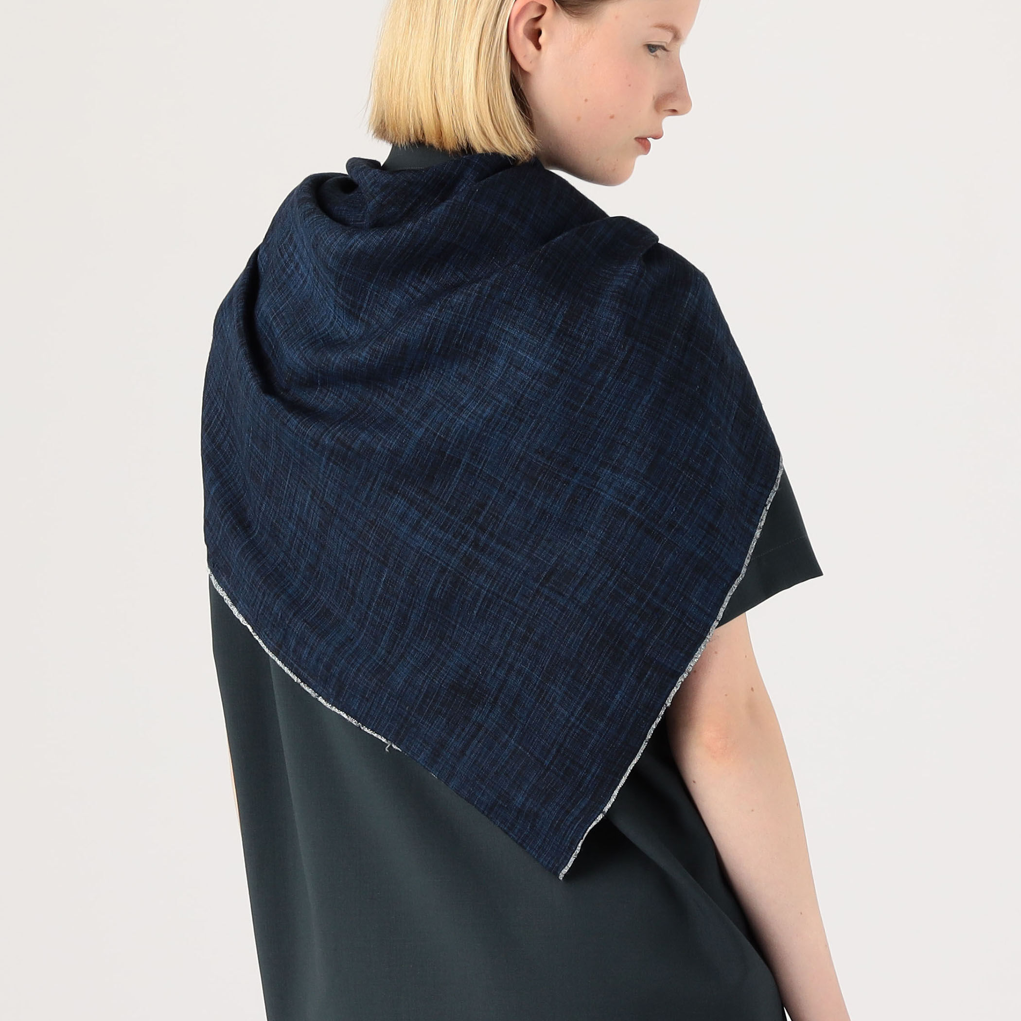Khadi and Co. コットンシルクストール Khadi and Co. (カディアンドコー) コットンとシルクのストール