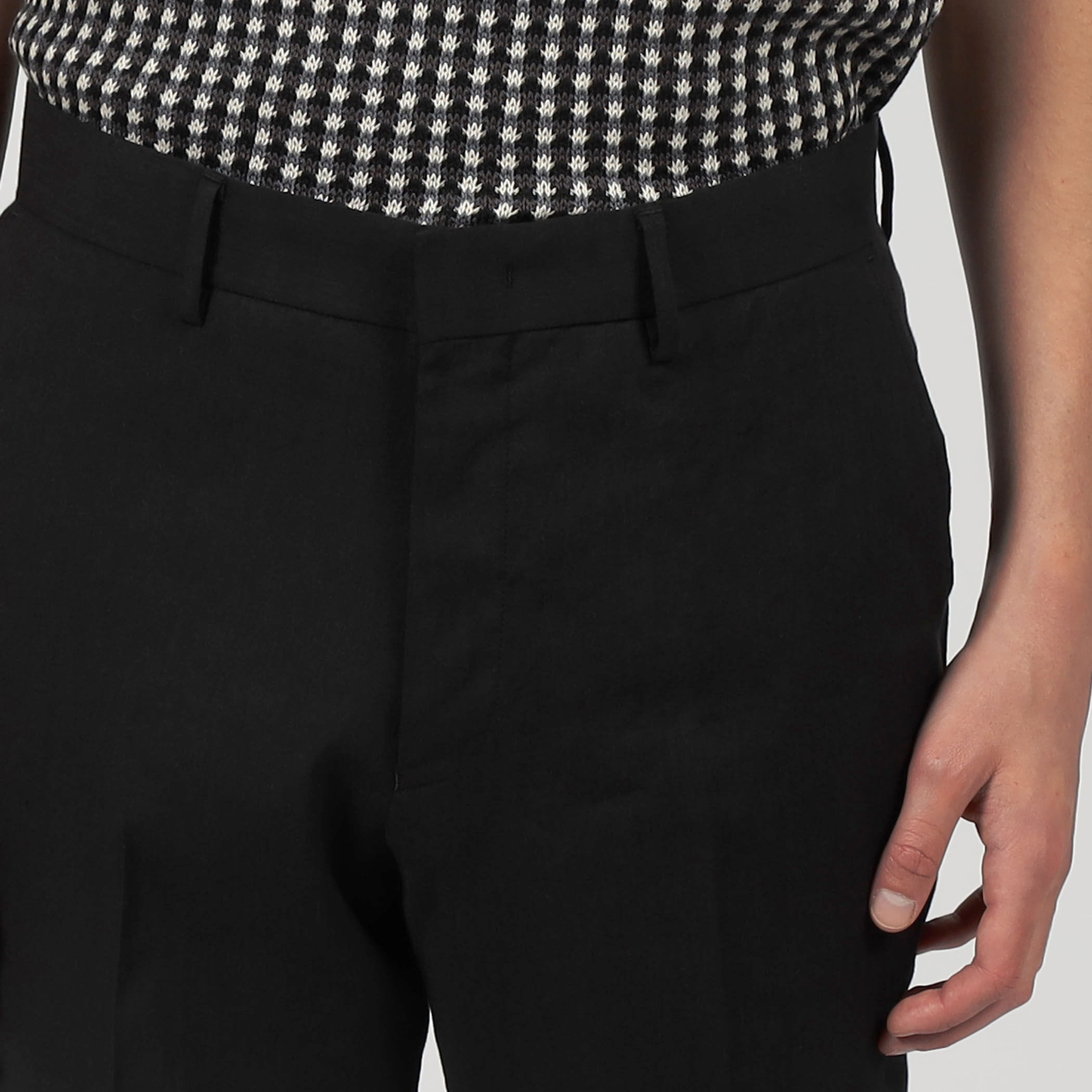 ストレッチリネン ノープリーツスリムスラックス｜トゥモローランド