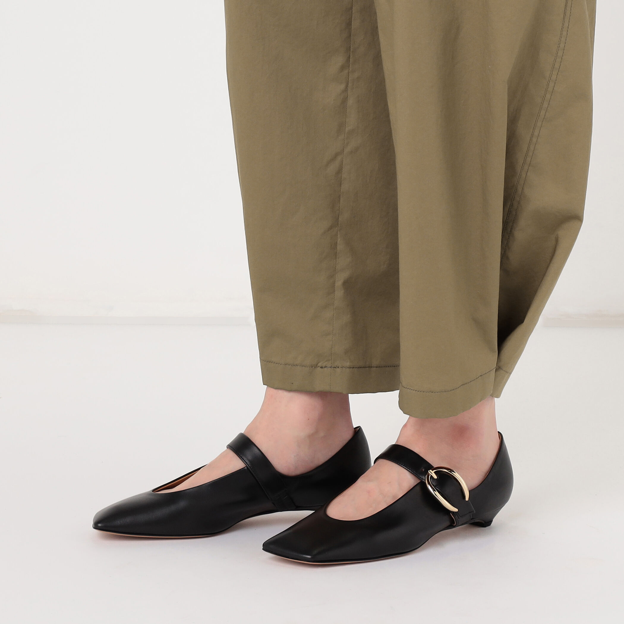 HENRI EN VARGO HALLE パンプス｜トゥモローランド 公式サイト