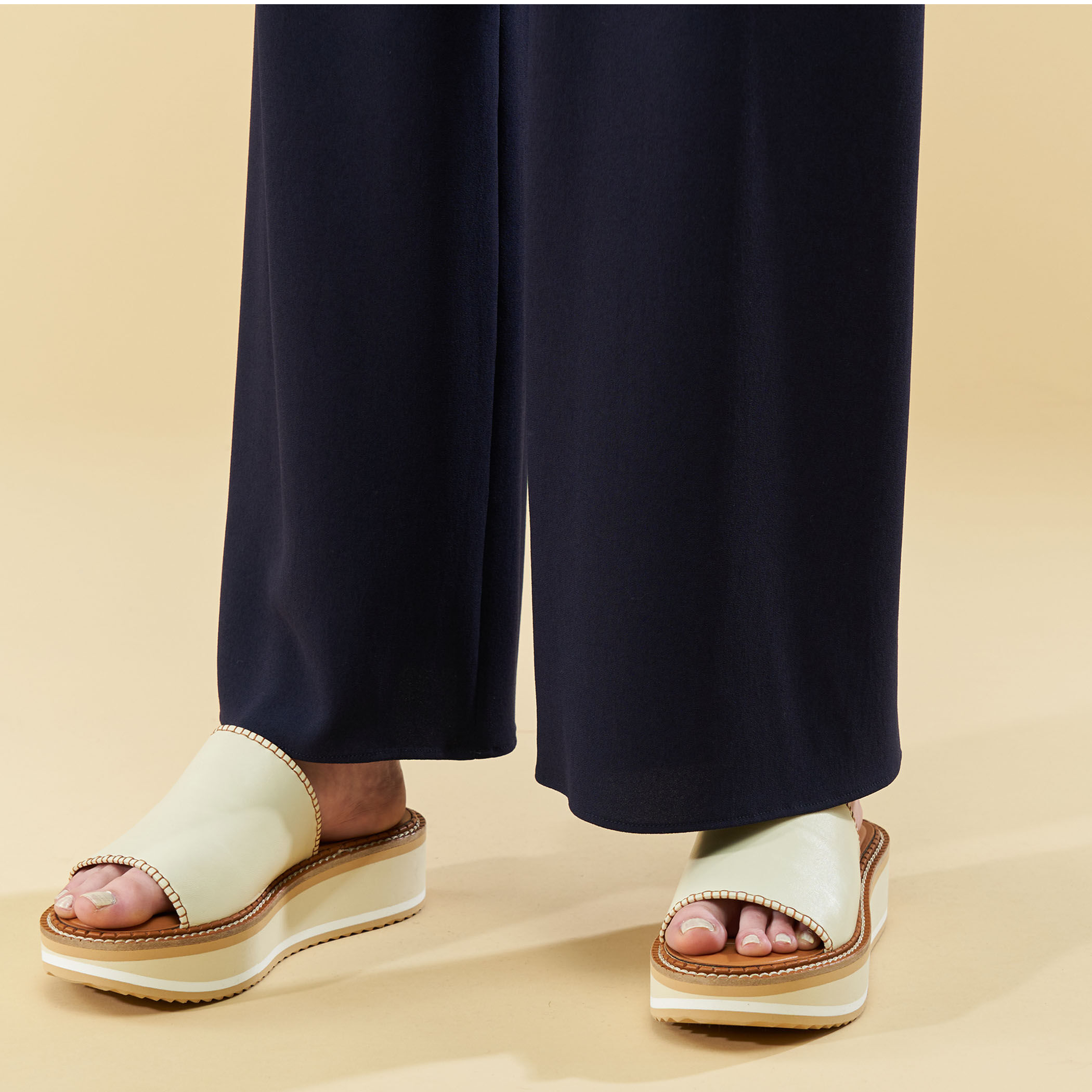 ハイツイストジョーゼット ツータックパンツ | maison