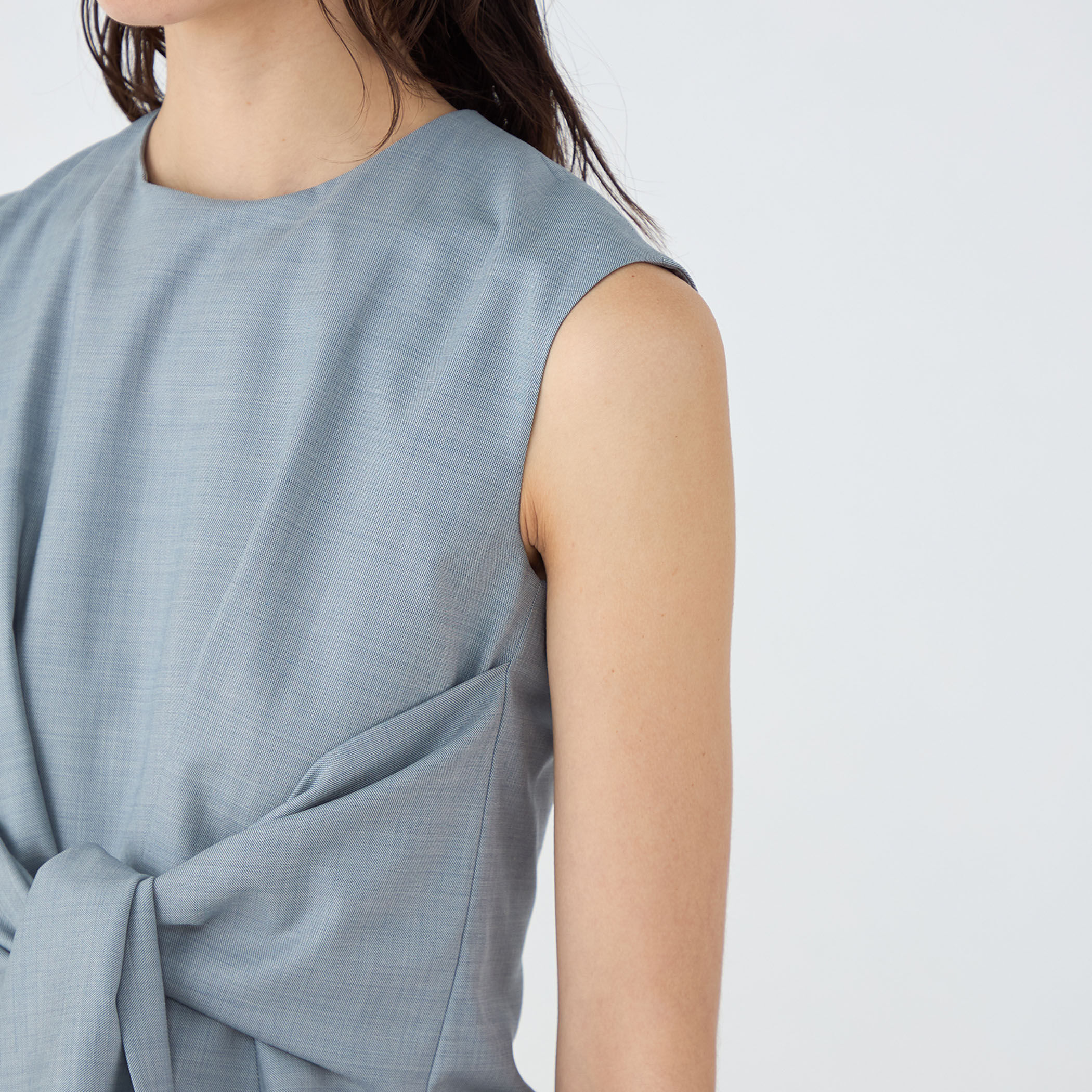 シャイニーシャーク ウエストリボンブラウス｜トゥモローランド 公式通販