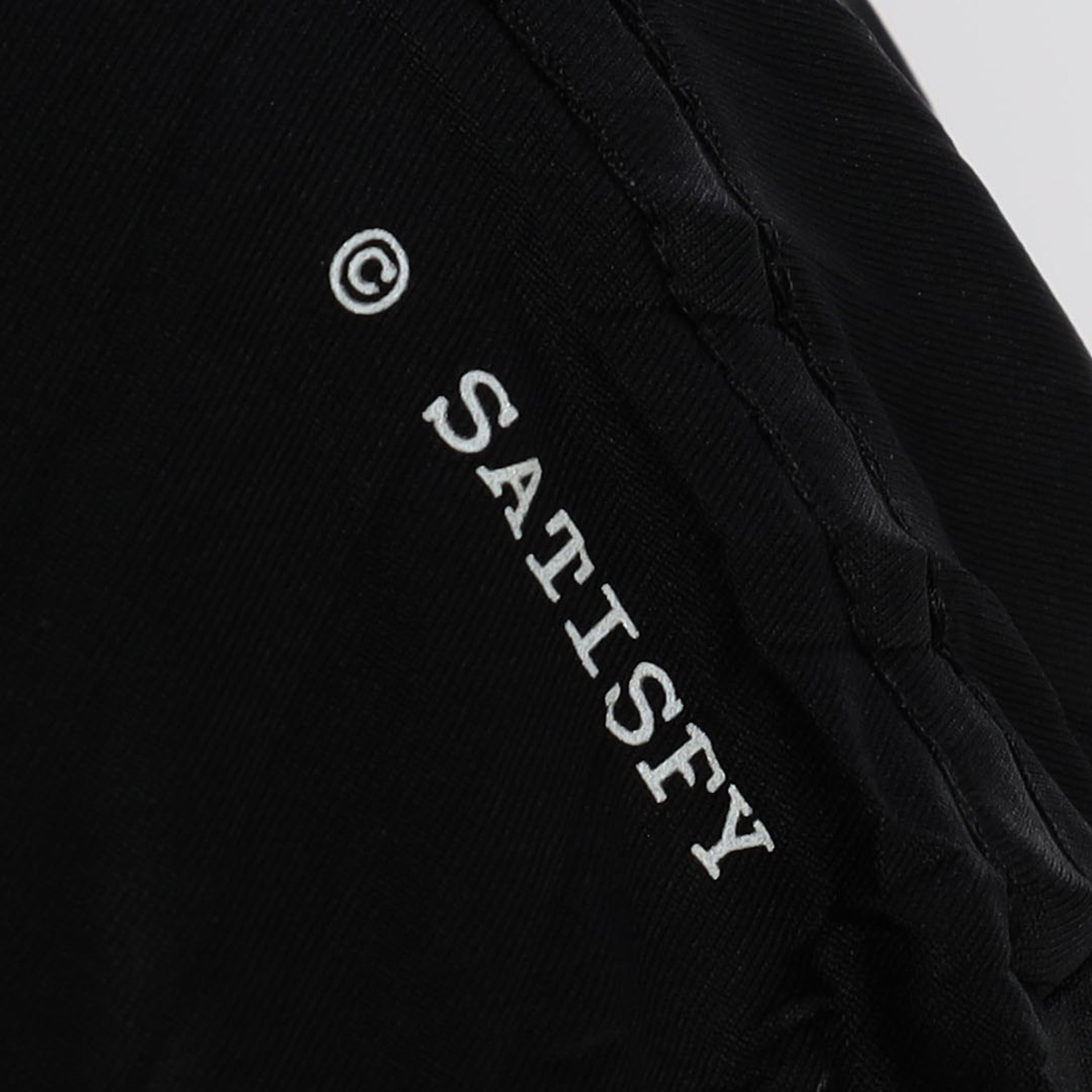 SATISFY Pertex Diamond Windbreaker｜トゥモローランド 公式サイト