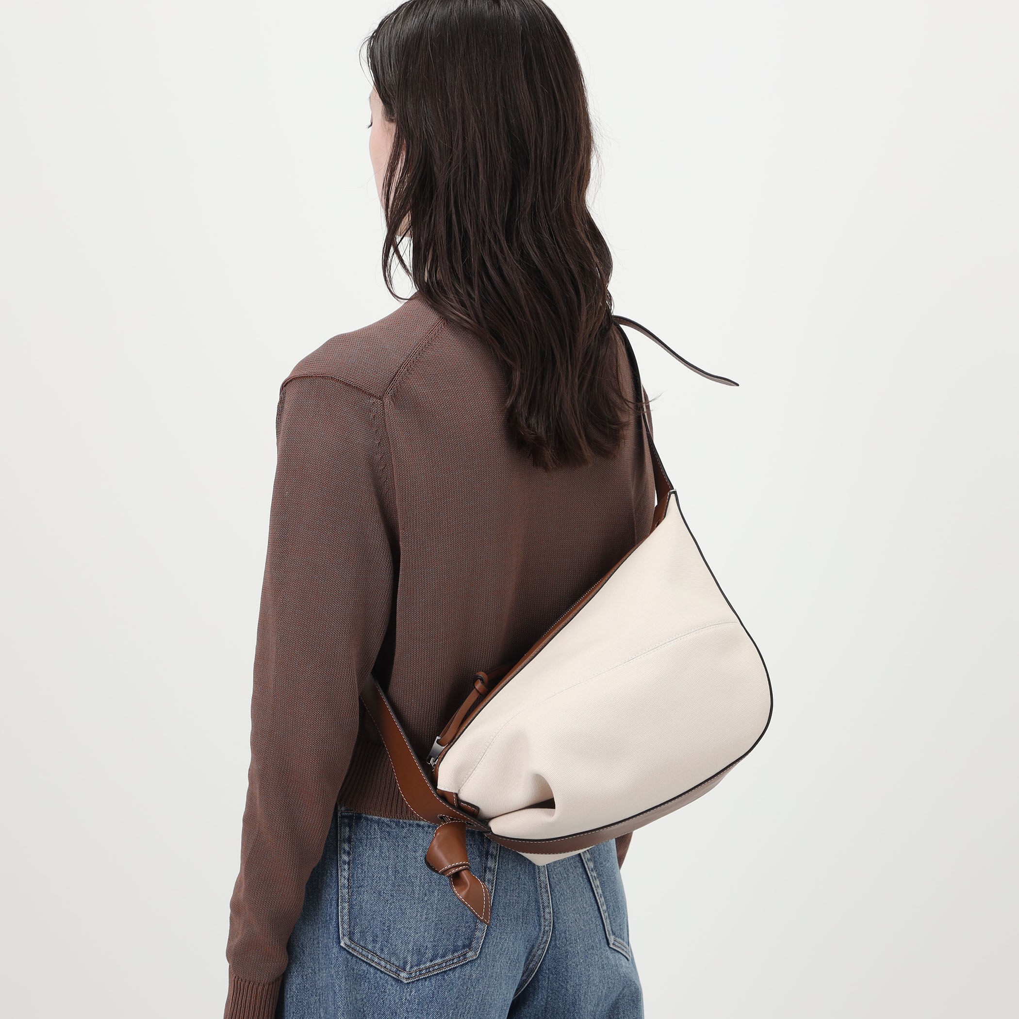 ヨハン SAGAN VIENNA FUROSHIKI CROSSBODY バッグ｜トゥモローランド 公式サイト