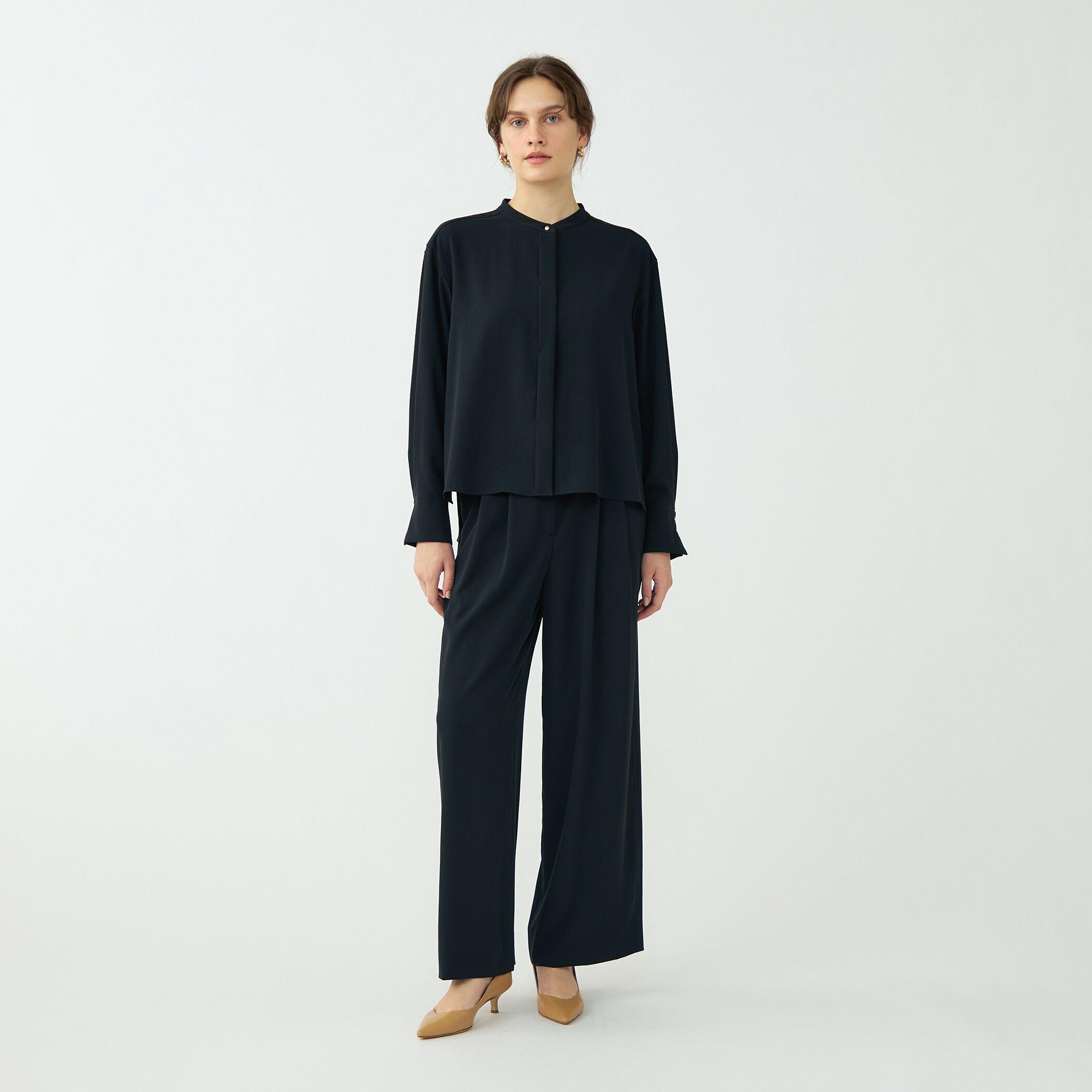 サンディジョーゼット タックワイドパンツ｜トゥモローランド 公式通販