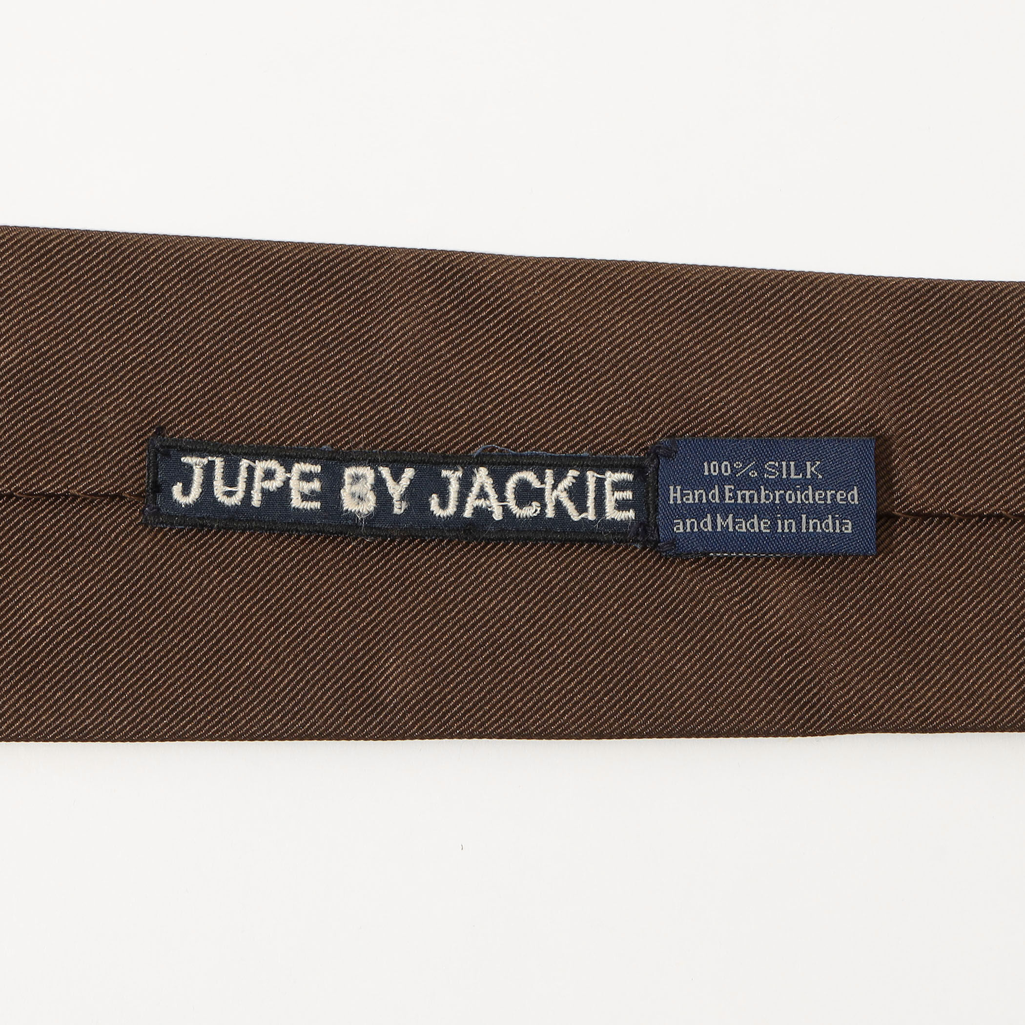 【新品】 Jupe by Jackie ボウタイ ブラウン JUPE by Jackie（ジュープバイジャッキー）/ SILK EMBROIDERY