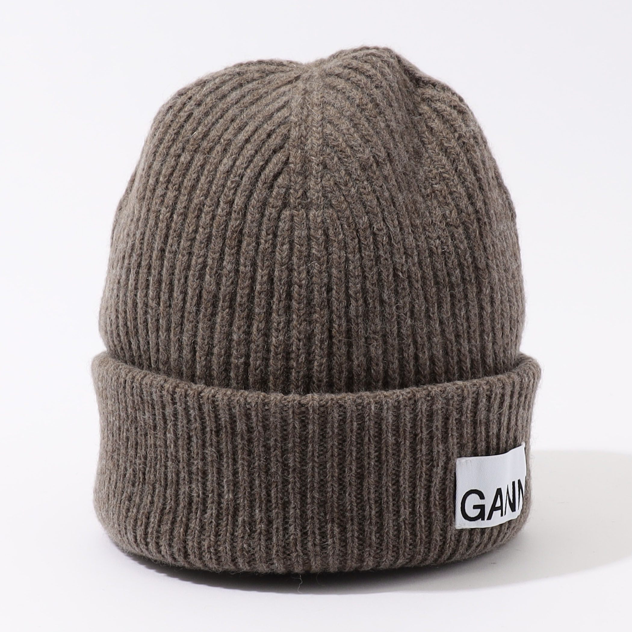 GANNI Light stuctured リブニットビーニー｜トゥモローランド 公式通販
