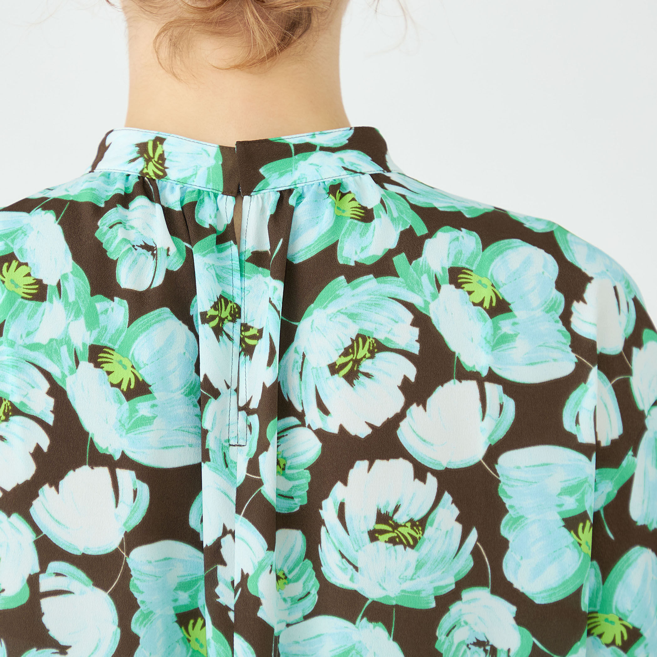 フェザリーフラワープリント ティアードワンピース｜トゥモローランド