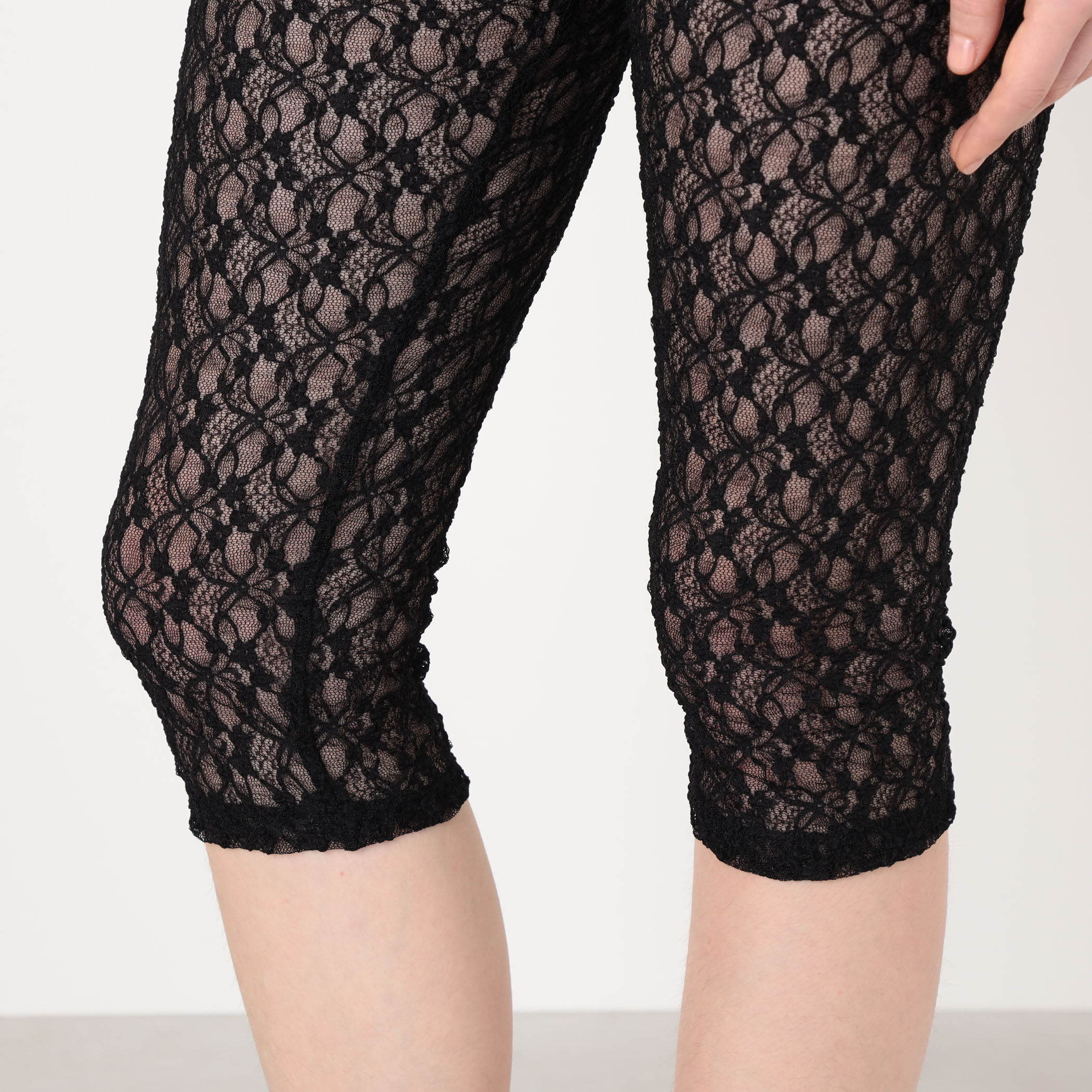 SIMONE WILD LACE PEDAL PANTS レース ペダルパンツ｜トゥモローランド