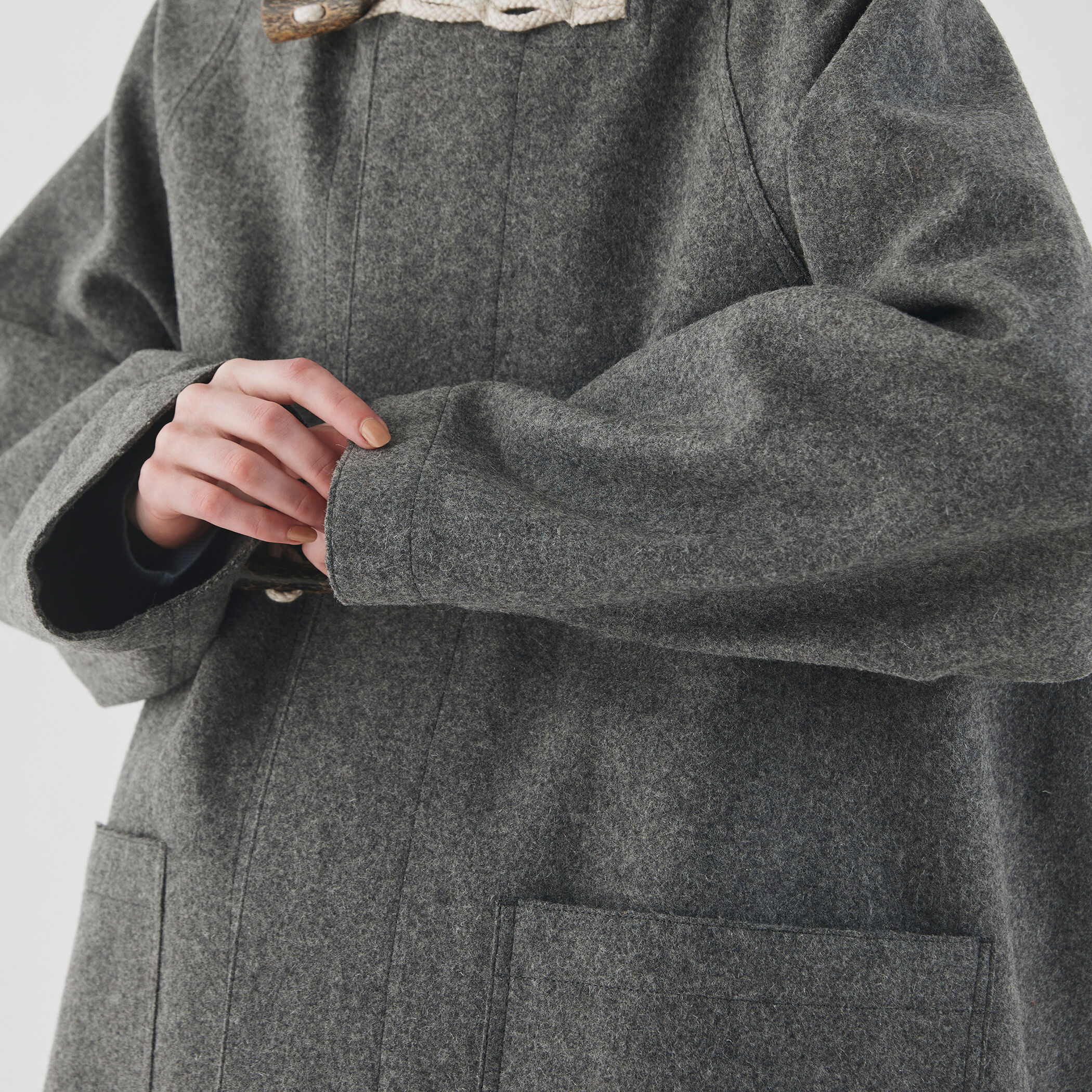 ウールフェルトライク ダッフルコート｜トゥモローランド 公式通販