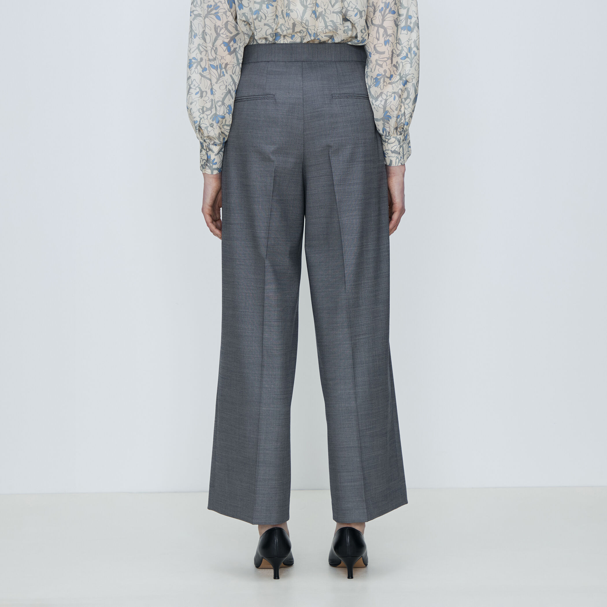 シャイニーシャーク センタープレスワイドパンツ｜トゥモローランド