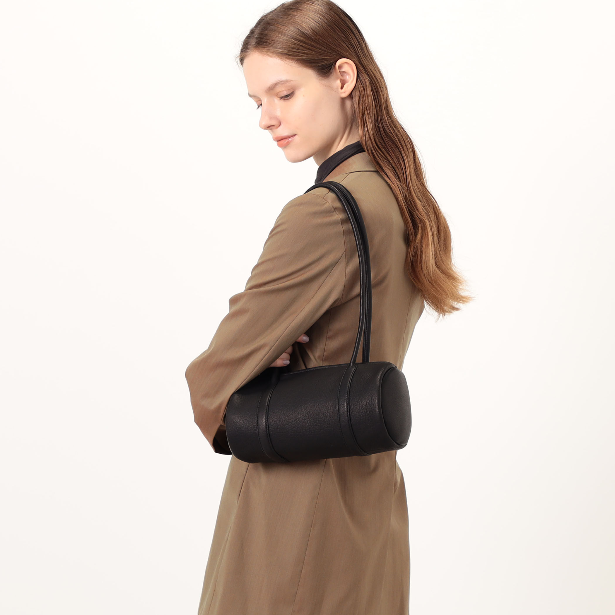 Aeta CYLINDER Long handle シリンダーバッグ｜トゥモローランド 公式
