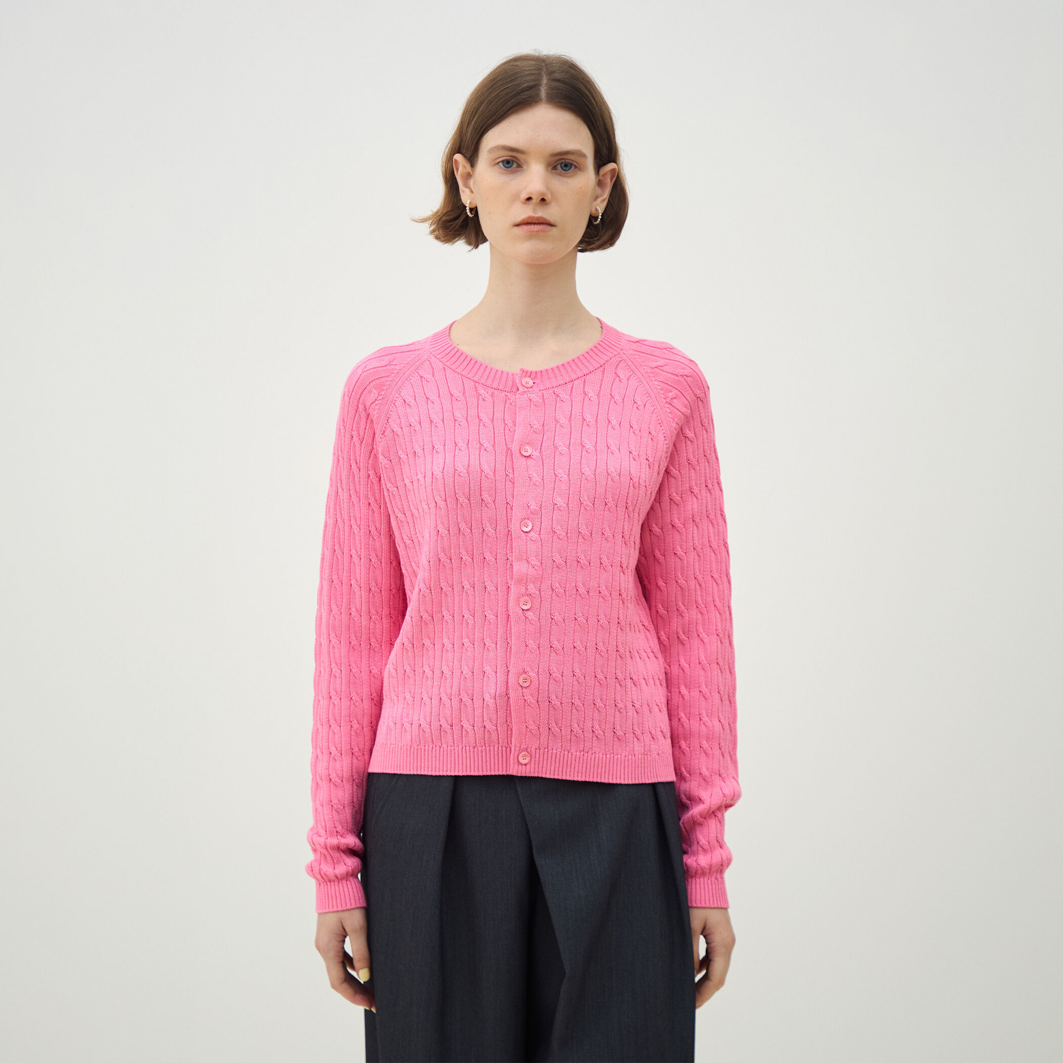 ギザケーブル クルーネックカーディガン｜トゥモローランド 公式通販