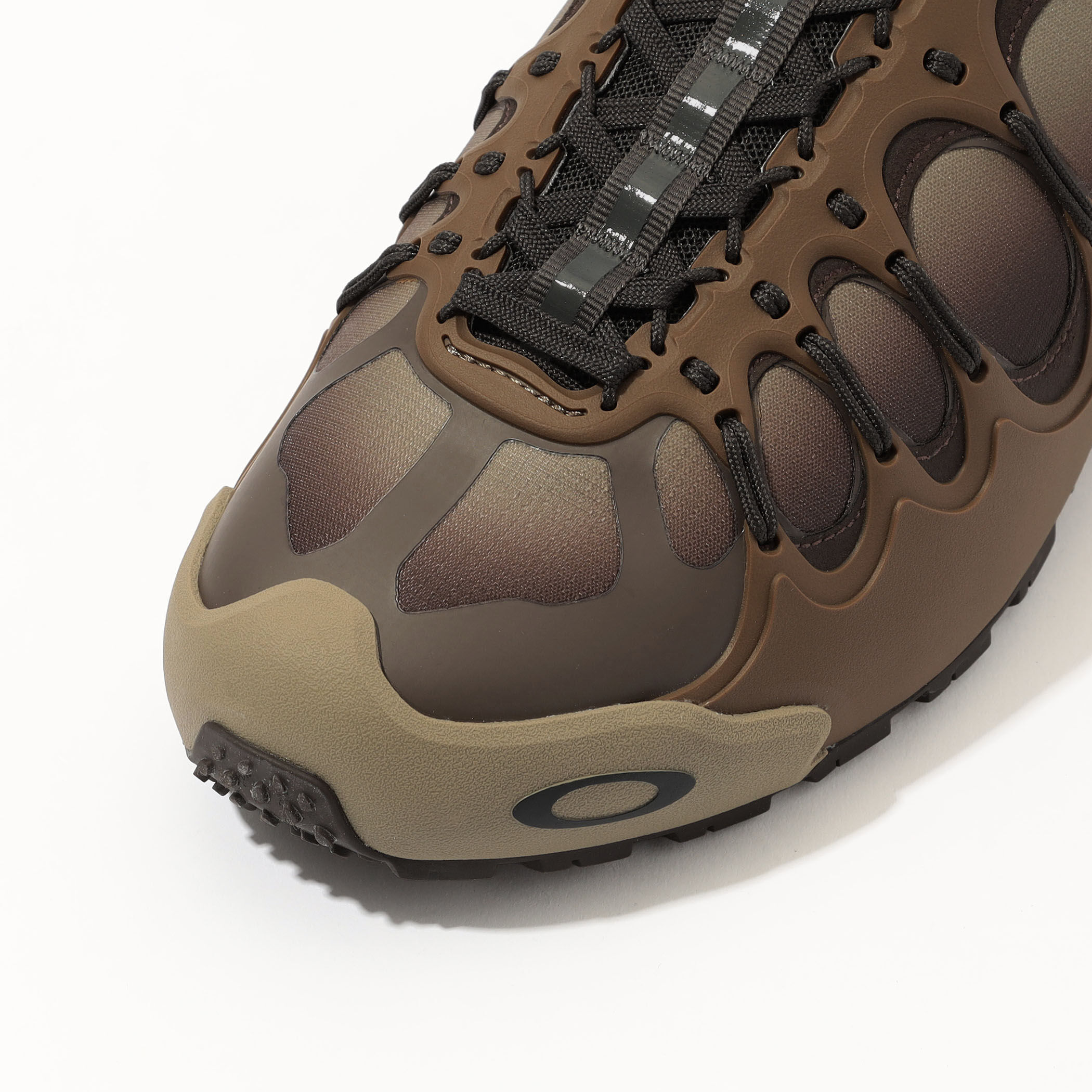 Oakley Factory Team IBEX｜トゥモローランド 公式通販