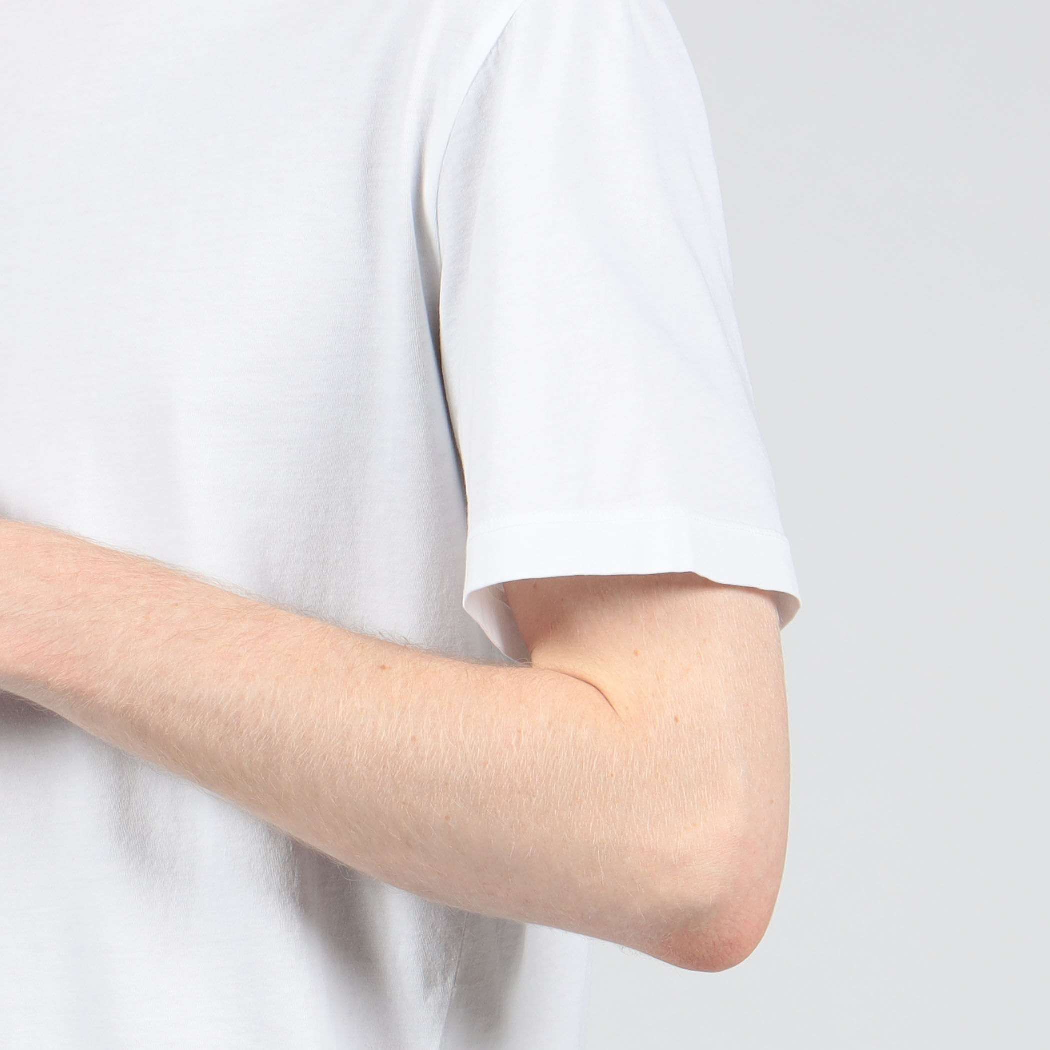バックプリント クルーネックTシャツ MLJ3311NF