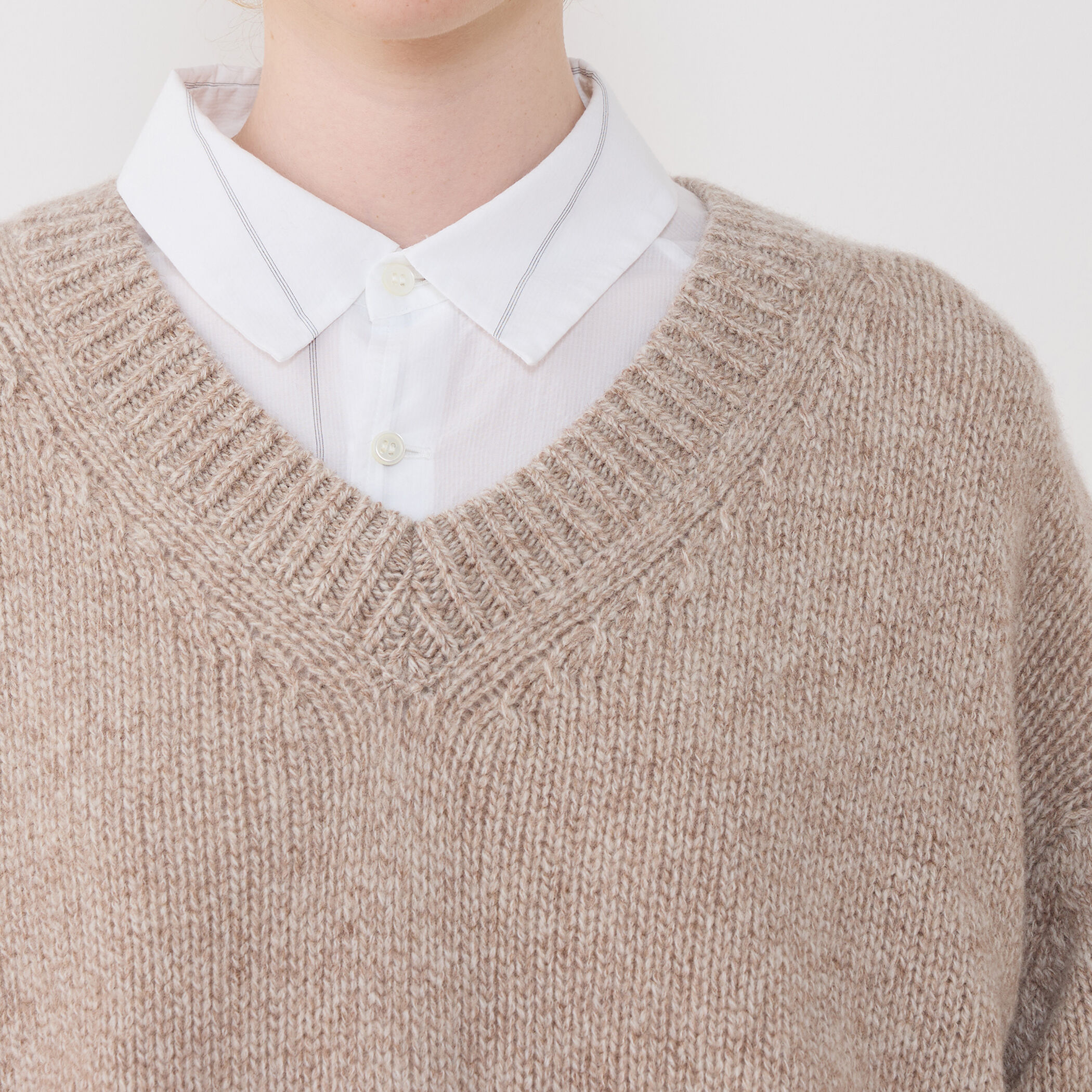 ファインウール Vネックプルオーバー｜トゥモローランド 公式通販