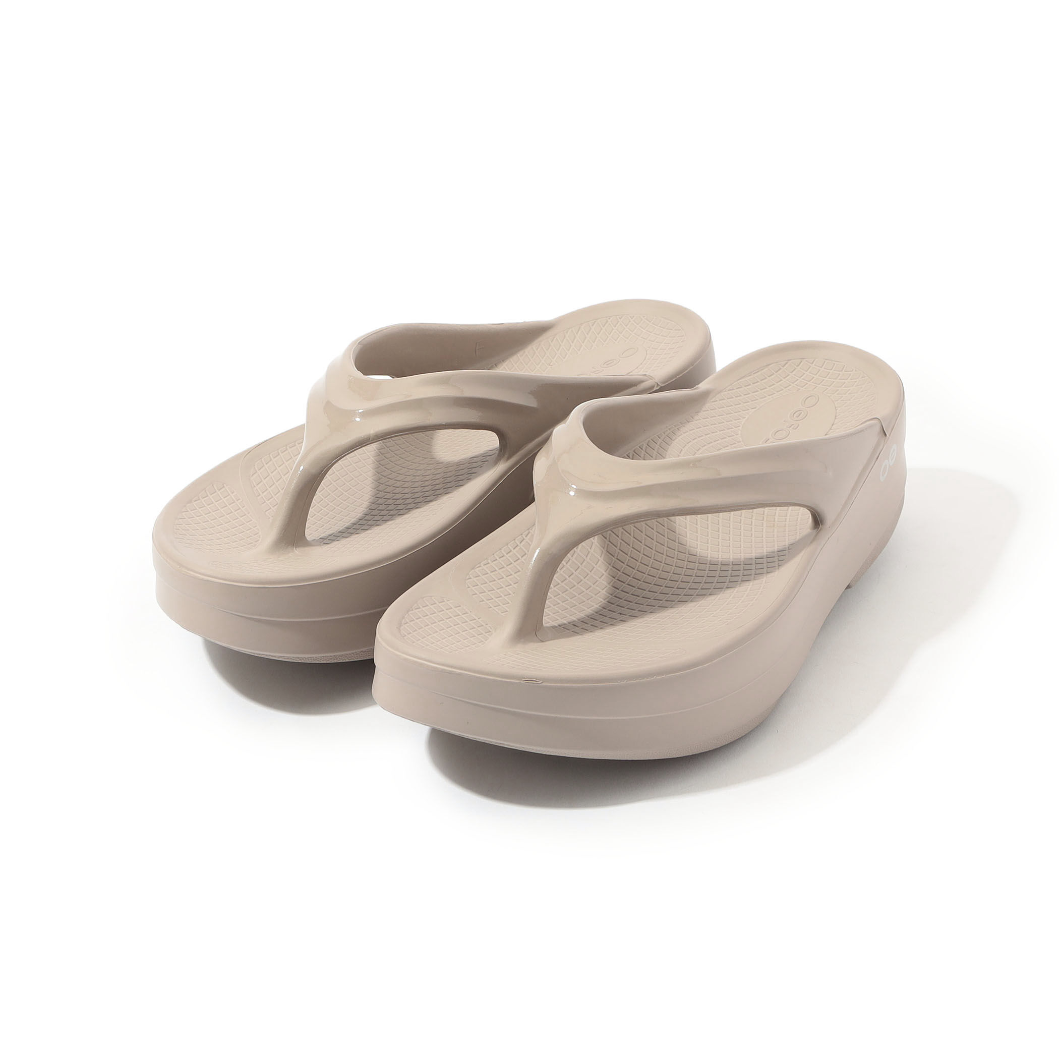 OOFOS サンダル （OOMEGA） OOFOS OOmega サンダル｜トゥモローランド 公式通販