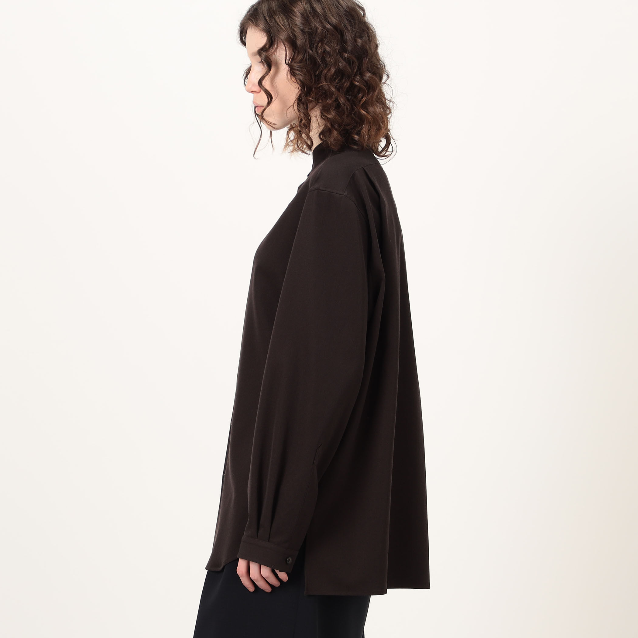 別注】The CLASIK SHIRT カラーレスシャツ｜トゥモローランド 公式サイト