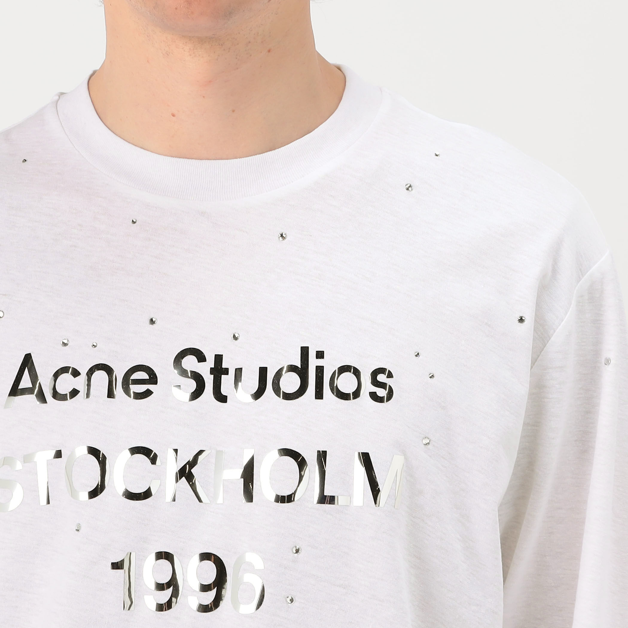 Banny bugs 会場限定ラインストーンTシャツ unisex Looney Tunes Bugs Bunny Box Embroidery Short Sleeve T-Shirt