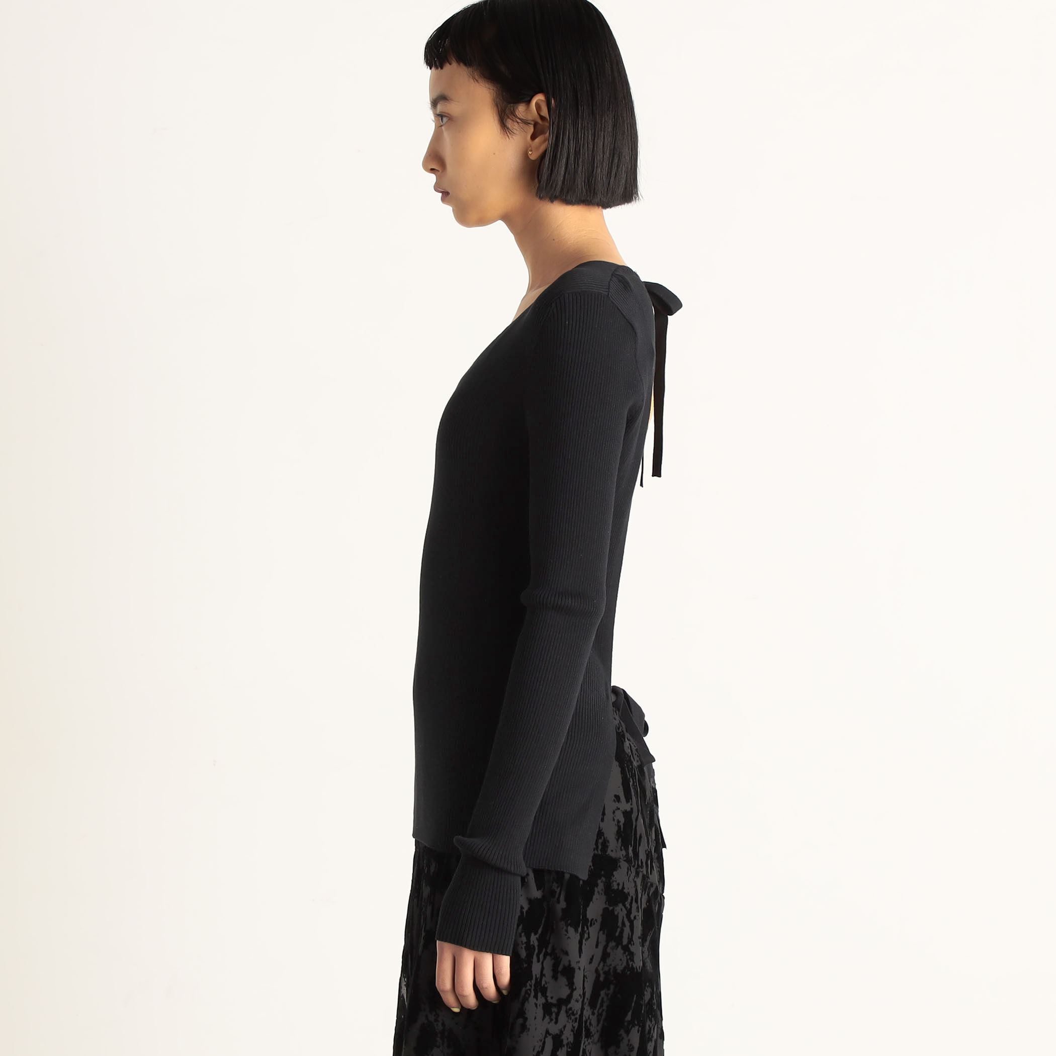 【美品】24ss リネンコットンラグランニット　ブラック・フリー 美品】24ss リネンコットンラグランニット ブラック・フリー