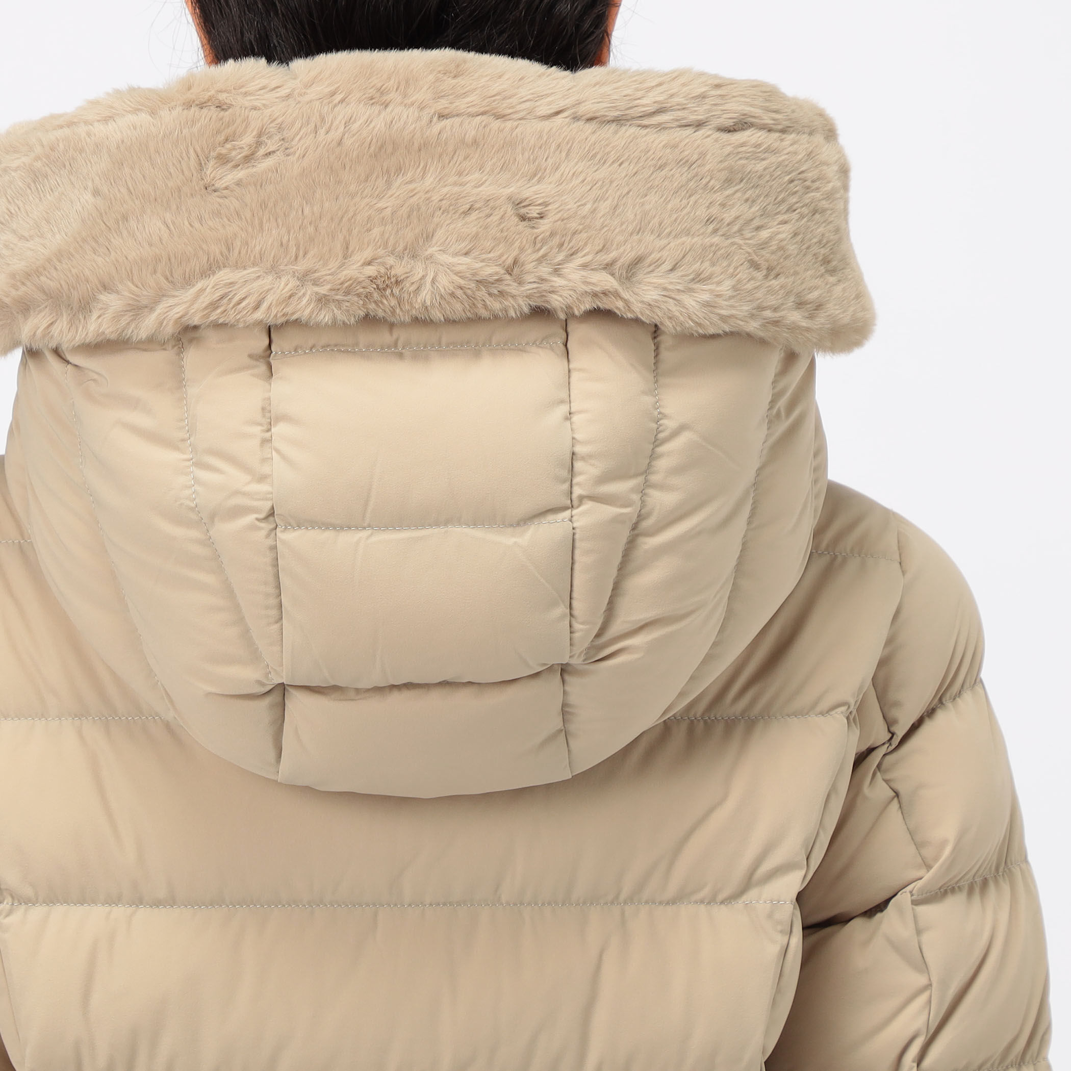 CAPE HORN SANTACRUZ ECOFUR ダウンジャケット｜トゥモローランド 公式