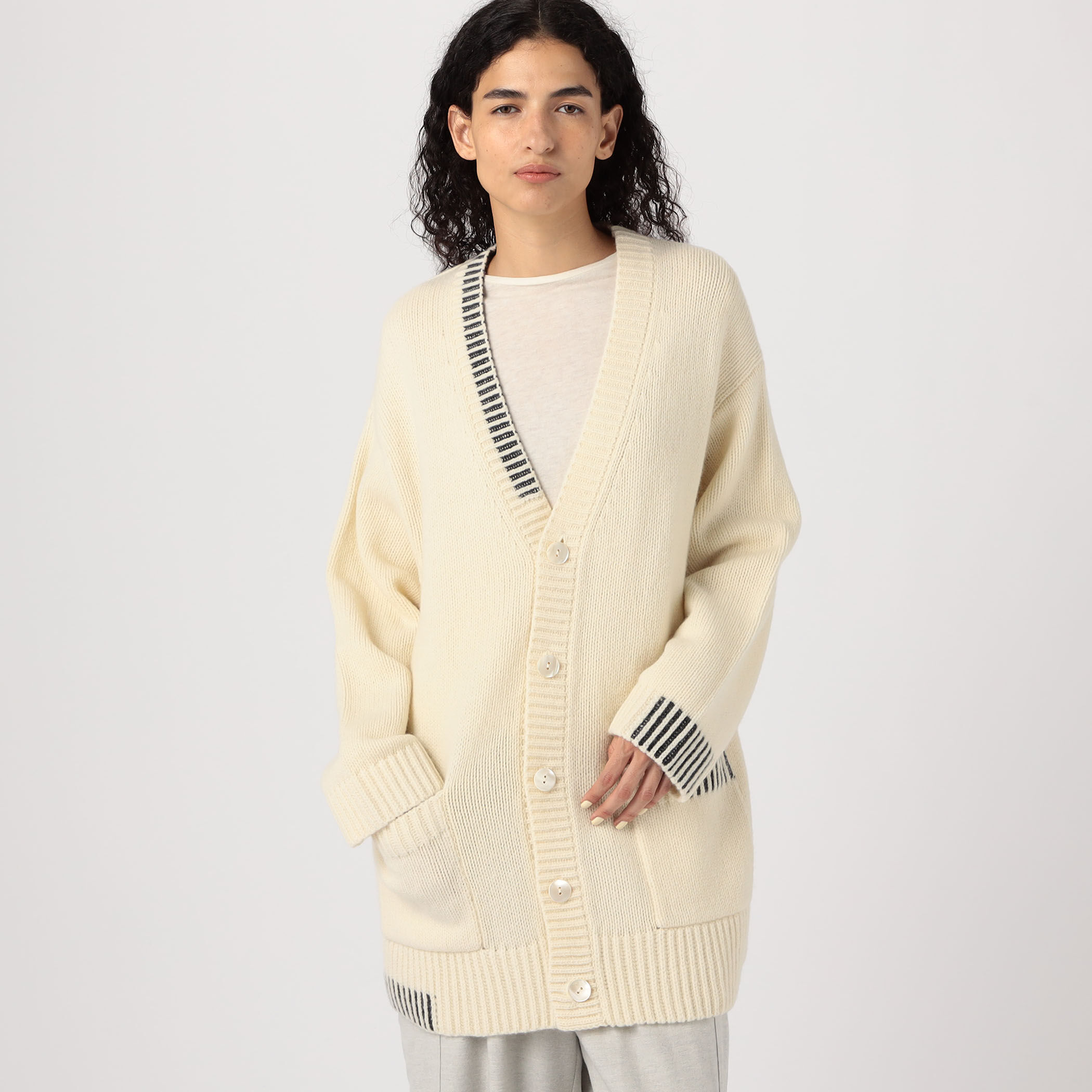 パーシャルストライプ Vネックカーディガン｜トゥモローランド 公式通販