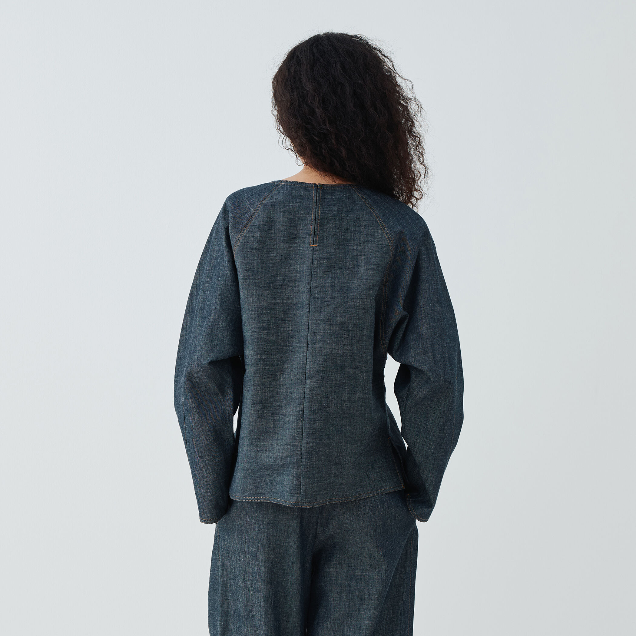 未使用 25SS ギャルリーヴィー ステイブルーデニム プルオーバーシャツ ステイブルーデニム プルオーバーシャツ | GALERIE VIE (Women
