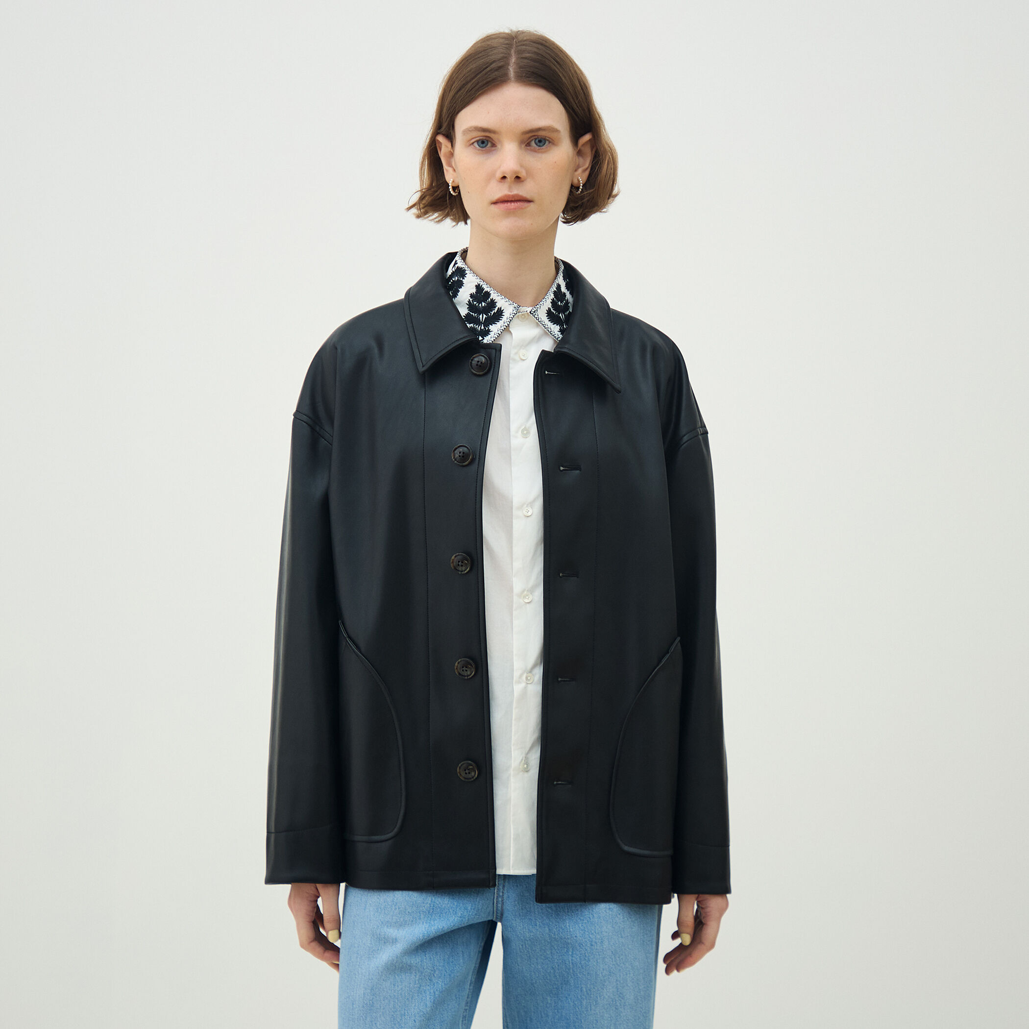美品 完売品 ドゥロワー SELVAGEDENIM 本藍 カバーオール M レザーライク カバーオール｜トゥモローランド 公式サイト