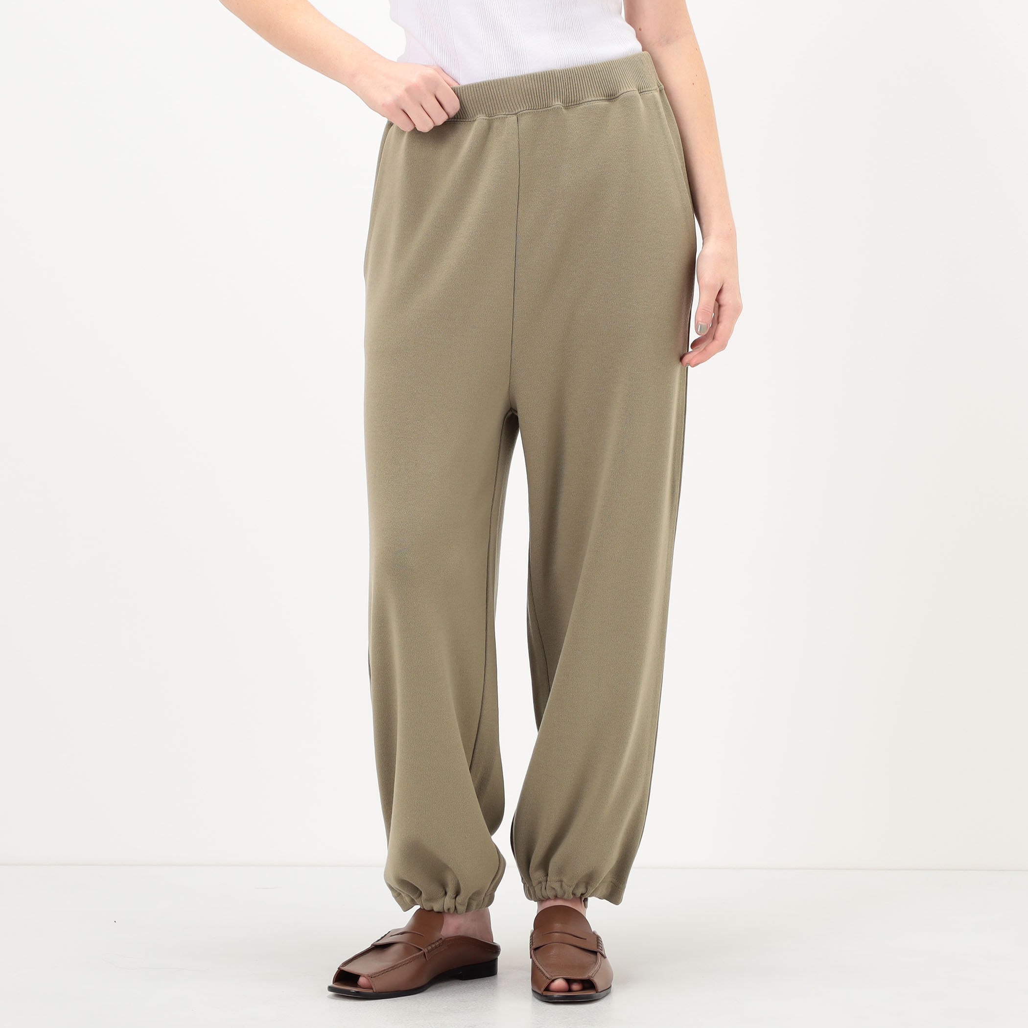 コットンスピニングウール イージーパンツ｜トゥモローランド 公式通販