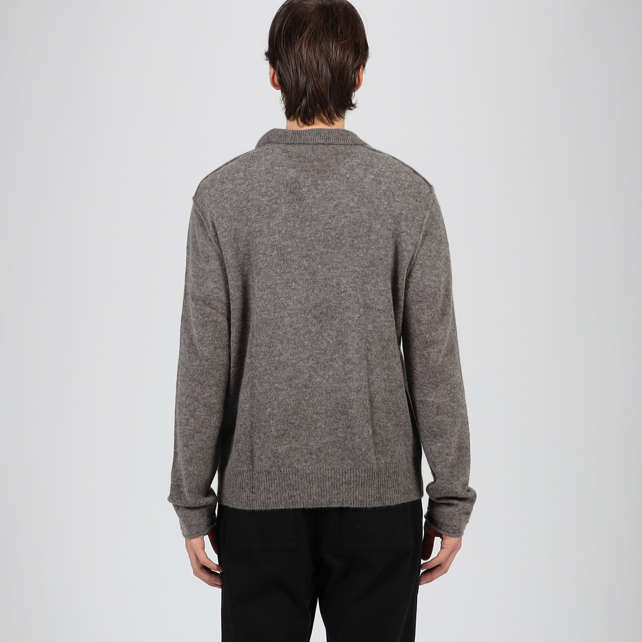 ソフトフェザーウェイトカシミヤ スキッパーポロニット MOKC3715