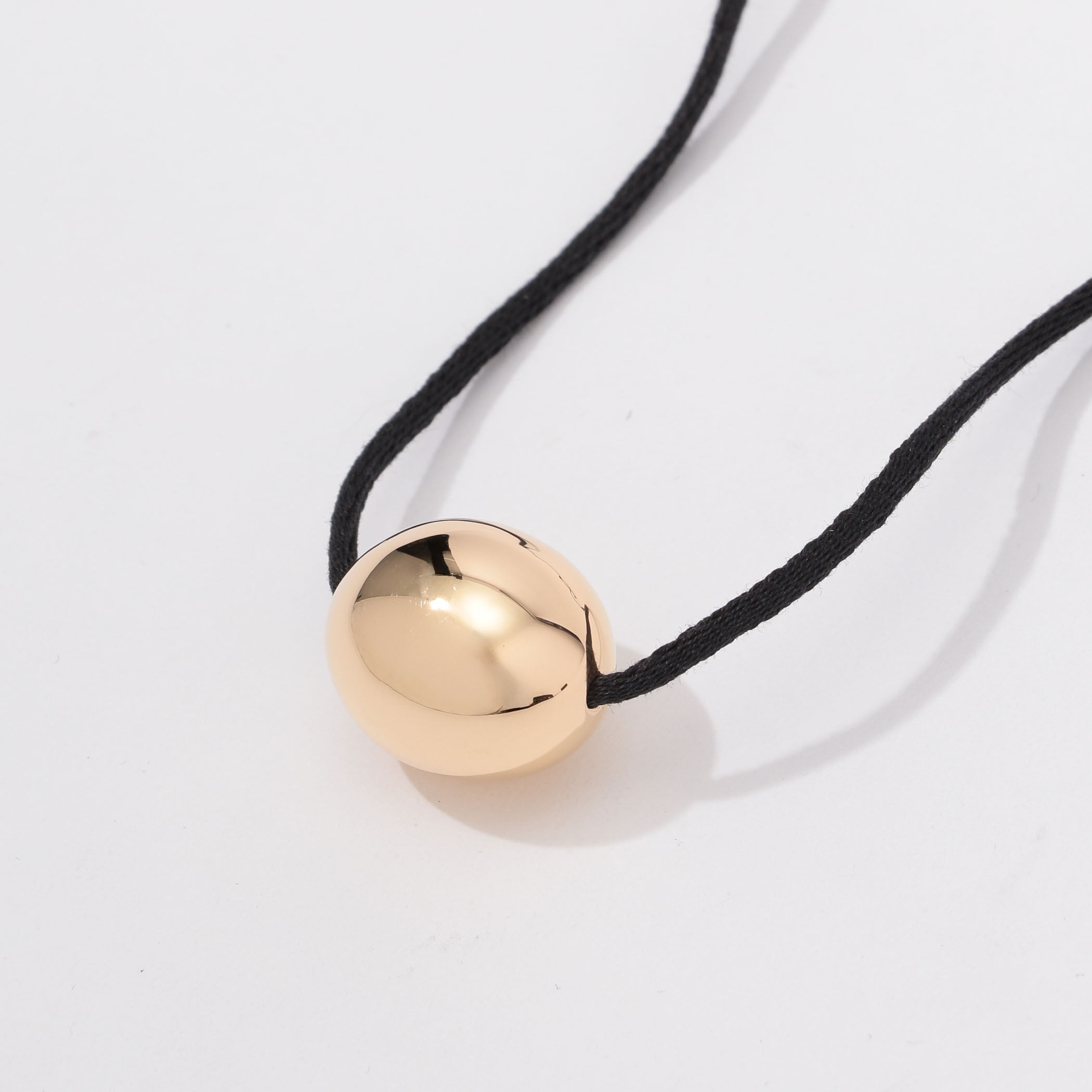 【関税送料無】海外セレブ/ANNIKA INEZ/スローピングネックレスS Annika Inez SLOPING PENDANT ネックレス｜トゥモローランド