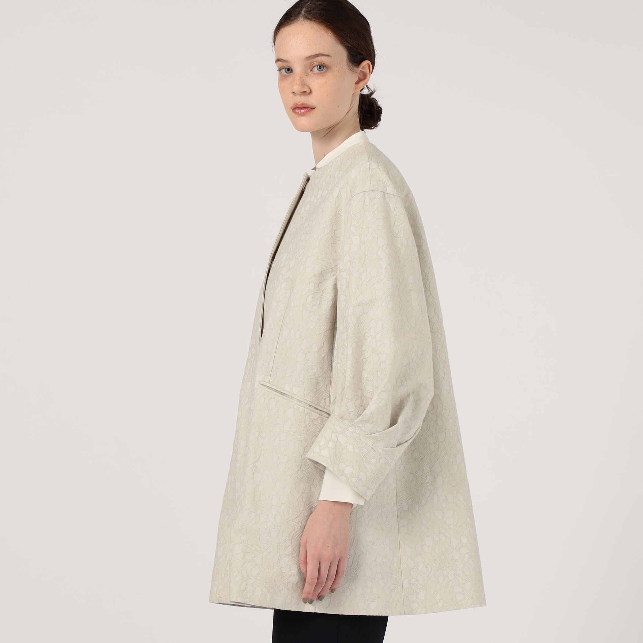 【12月スーパーSALE 15%OFF】 アイヴィージャカード タックスリーブコート｜トゥモローランド ジャケット・アウター