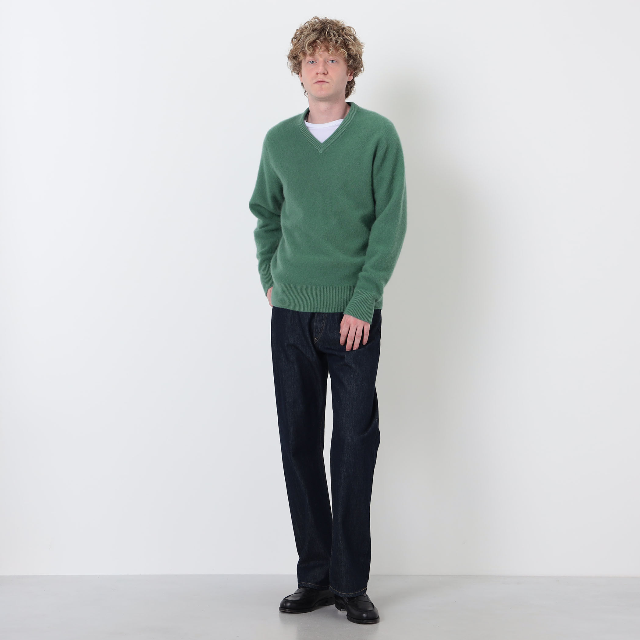MAATEE&SONS カシミヤ Vネックプルオーバーニット｜トゥモローランド