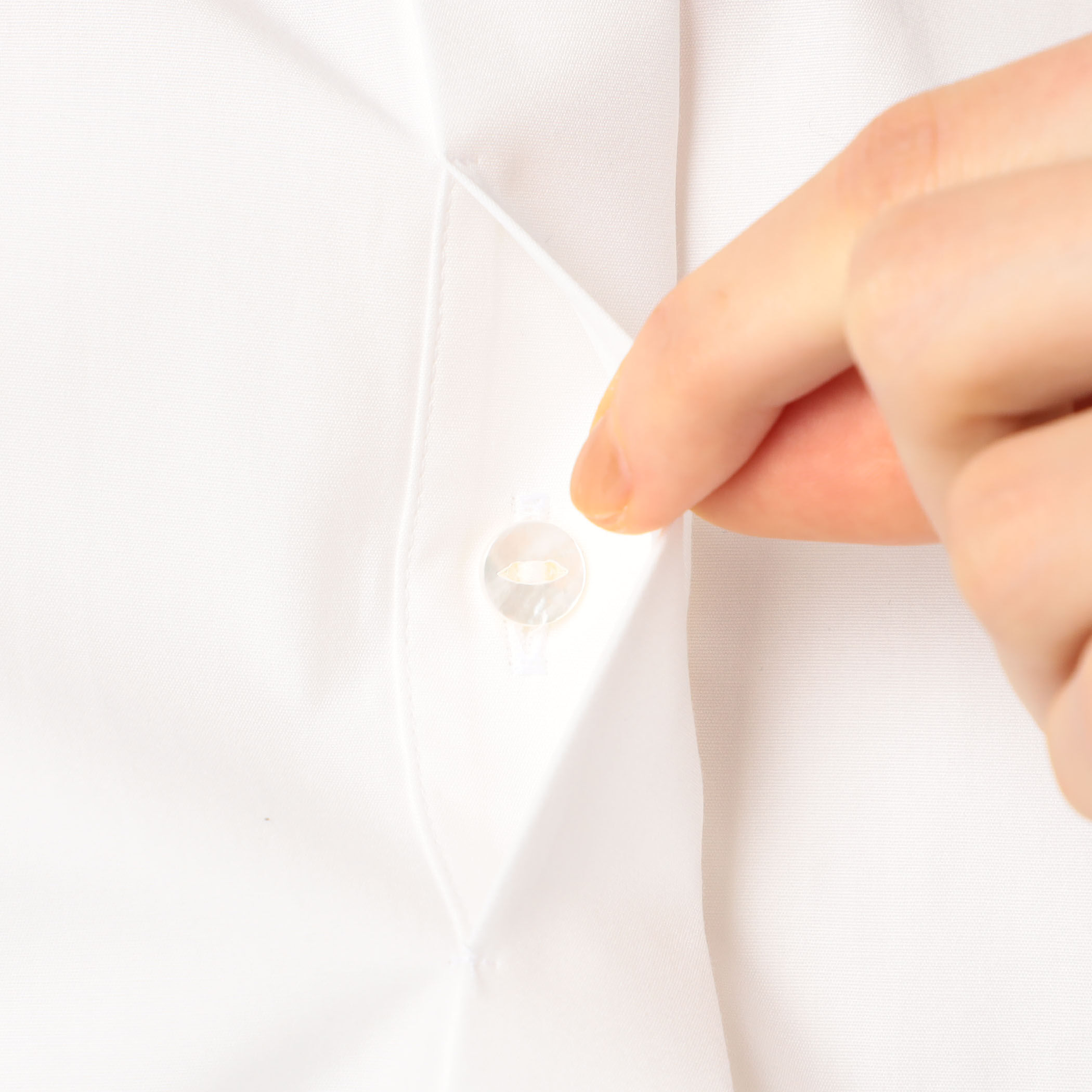 トゥモローランド　スクエアーエンブロイダリハーフスリーブブラウス　24SS スクエアドットエンブロイダリー ハーフスリーブブラウス