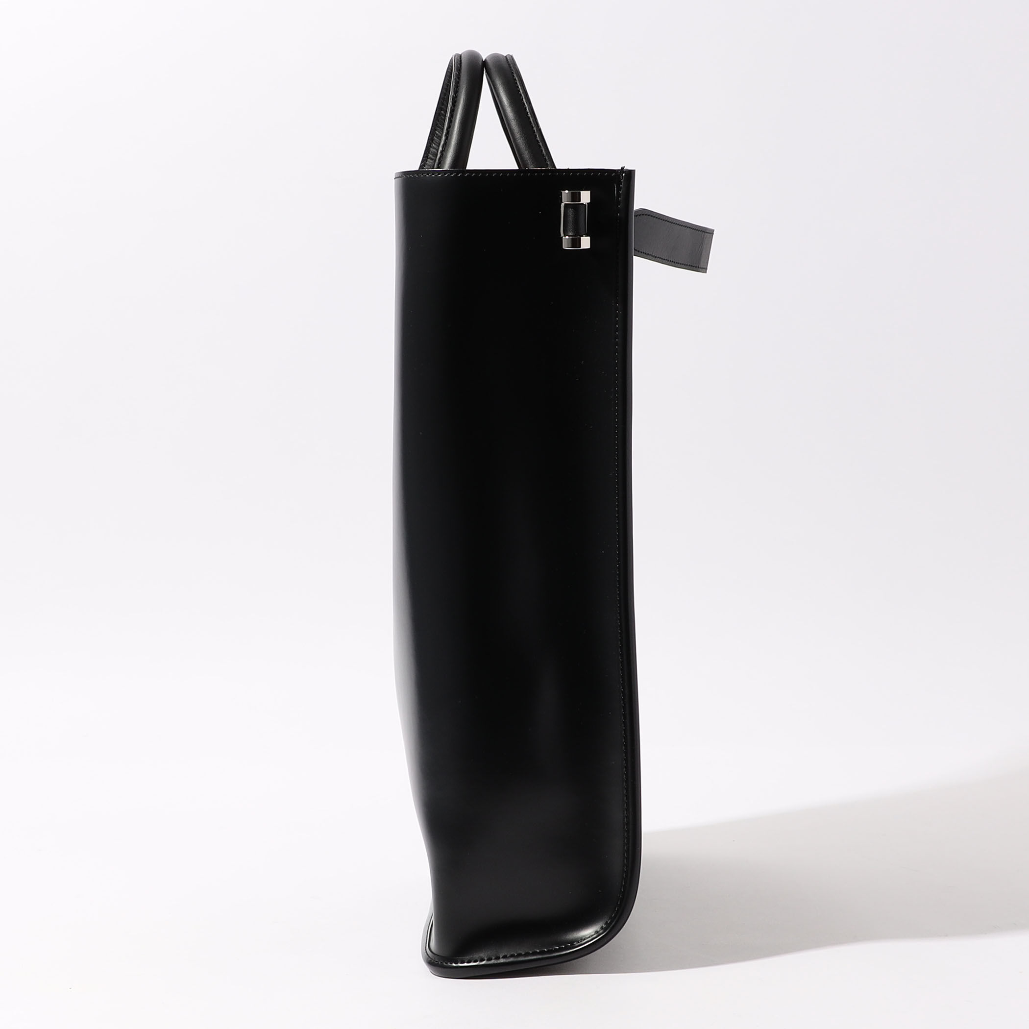 PIENI SULKA L PVC×ピッグレザー 2WAYトートバッグ｜トゥモローランド