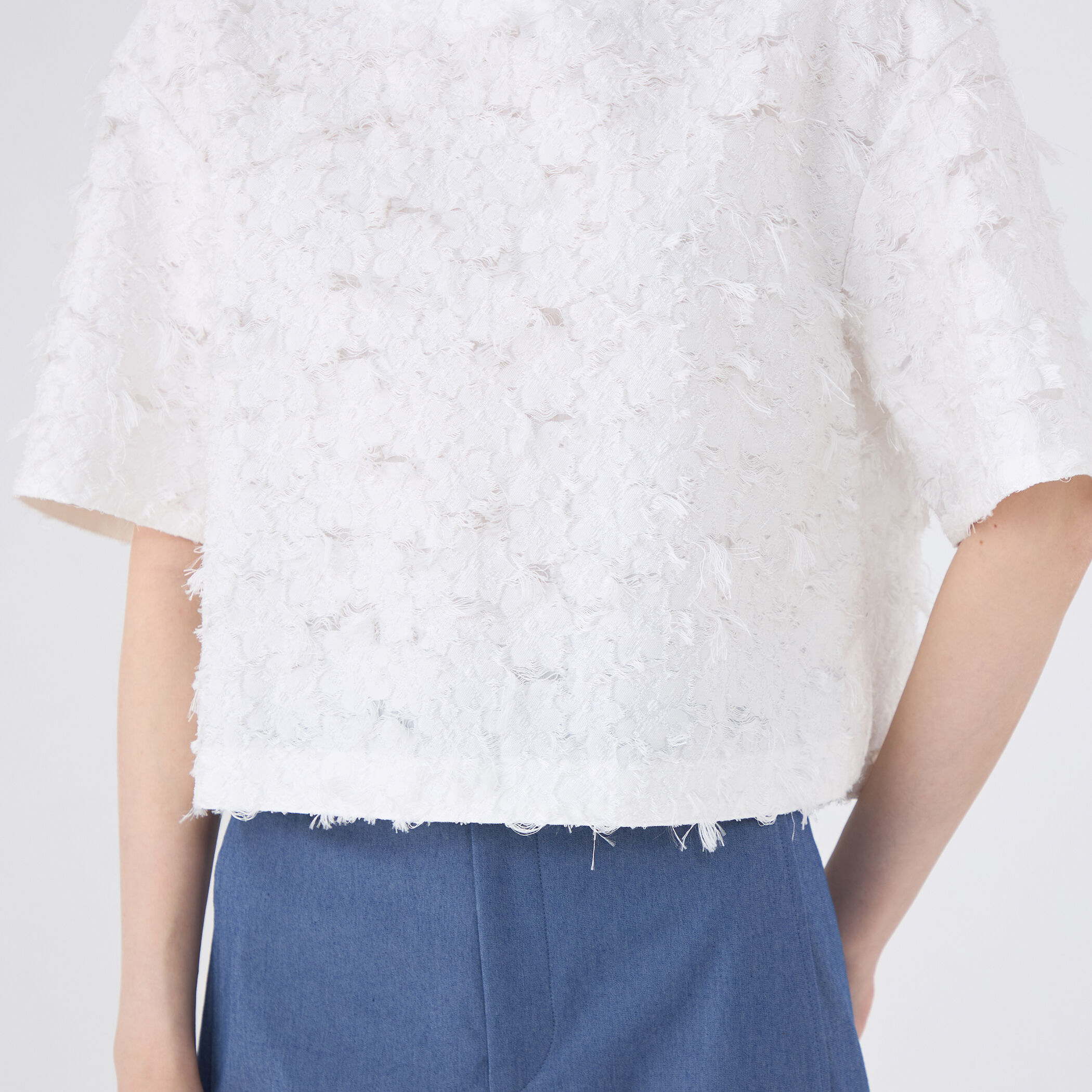 item2c1ef984d6f111ef9dd70242ac