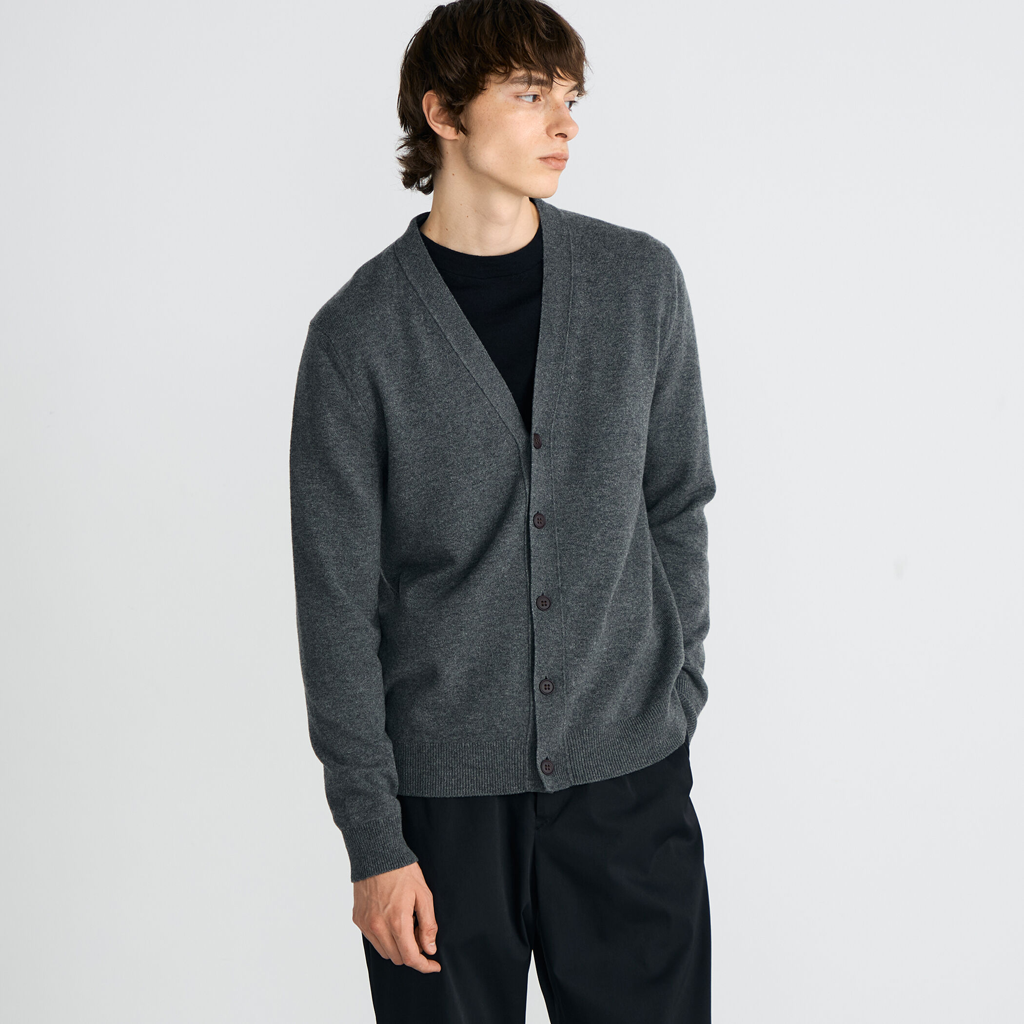 カプリ Vネックカーディガン｜トゥモローランド 公式通販