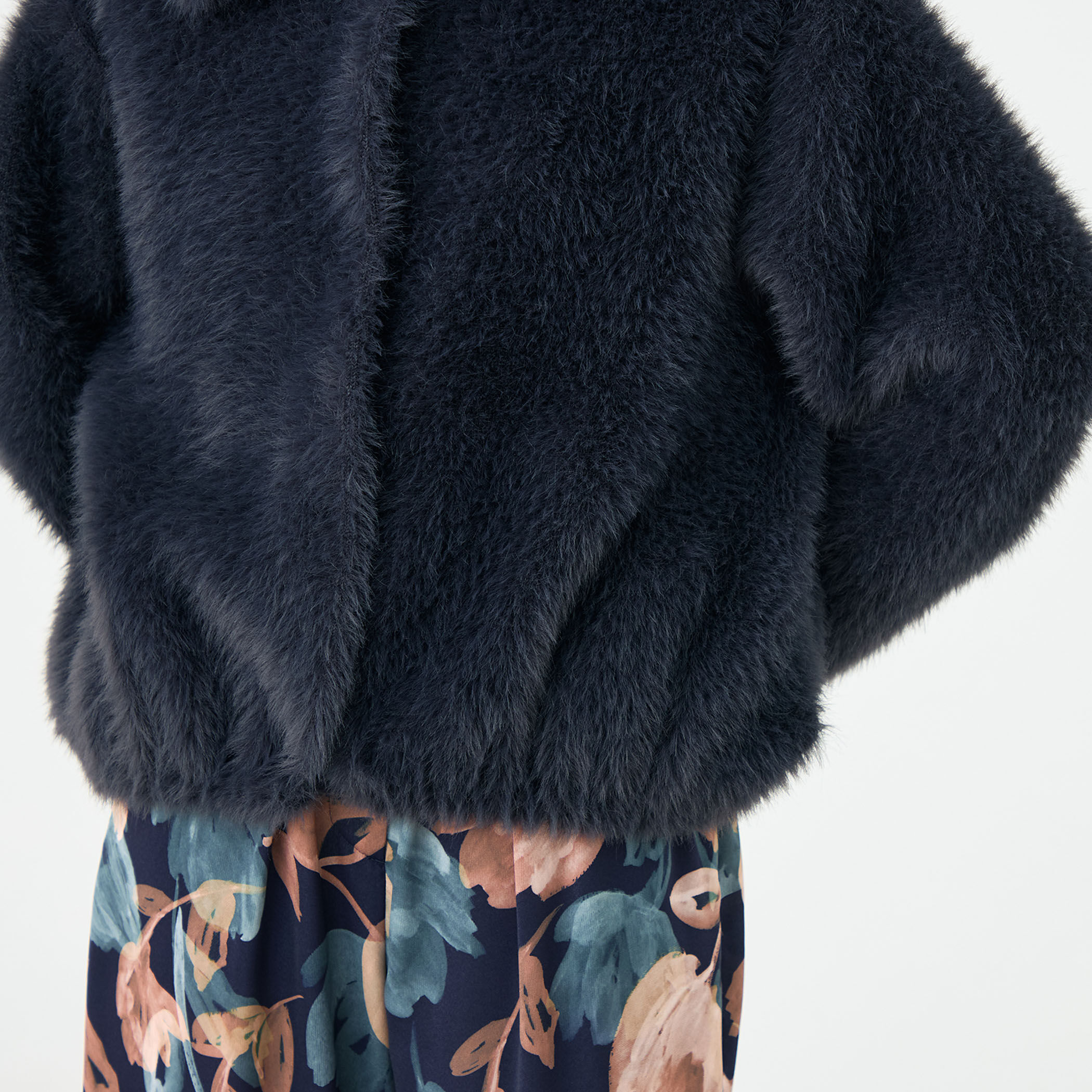 ballsey フェザーヤーン　ステンカラー　カーディガン TOMORROWLAND｜フェザーヤーン ステンカラーカーディガン