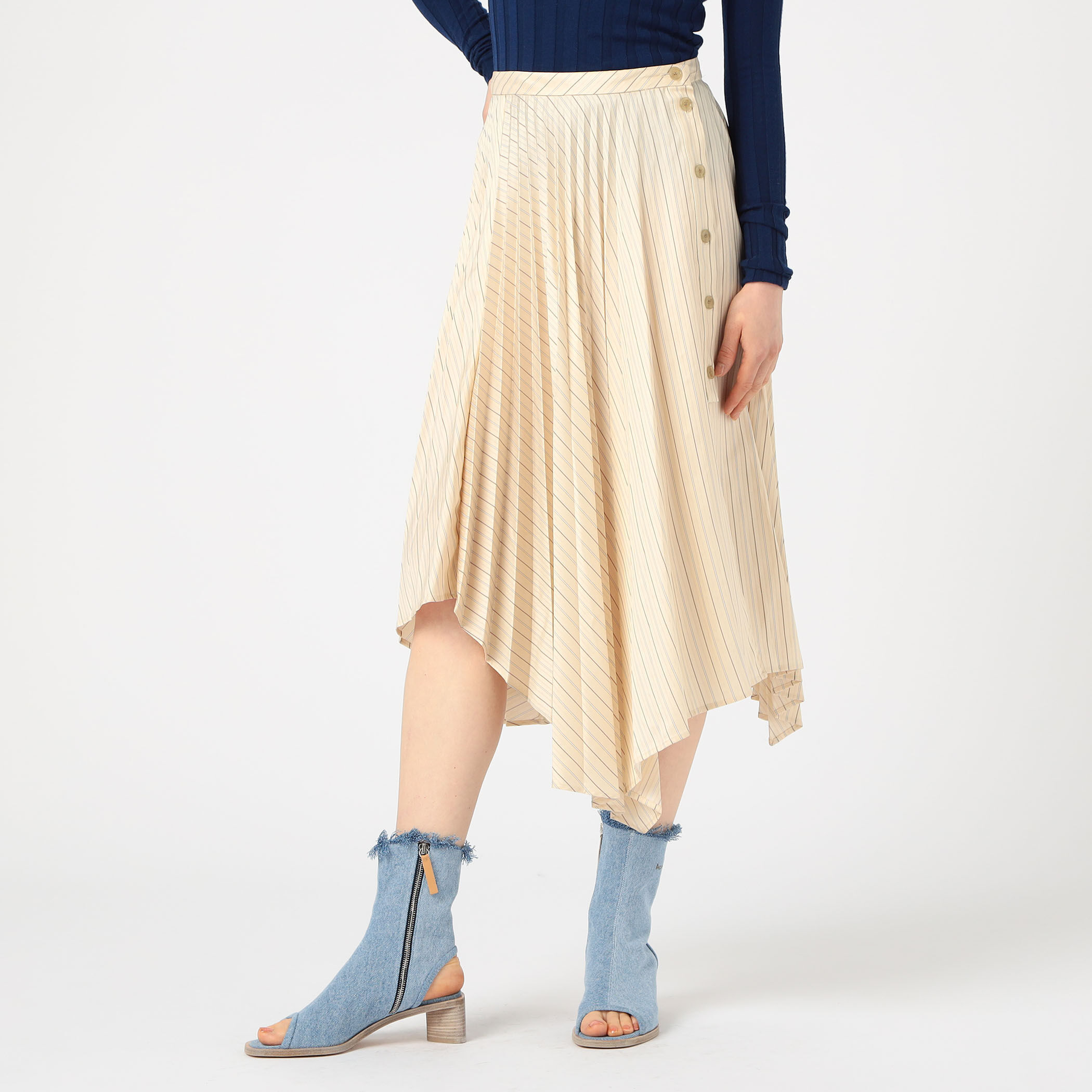 Acne Studios アシメントリー プリーツ スカート Acne Studios アシメントリー プリーツ スカート