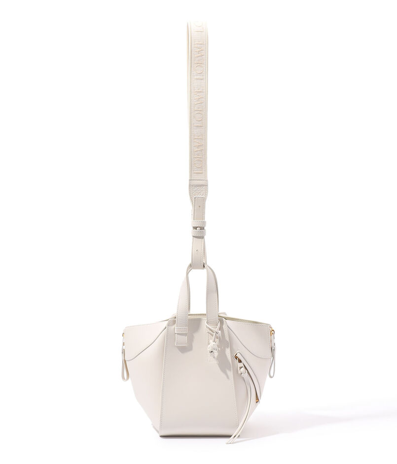 LOEWE HAMMOCK MONOCHROME｜トゥモローランド 公式通販