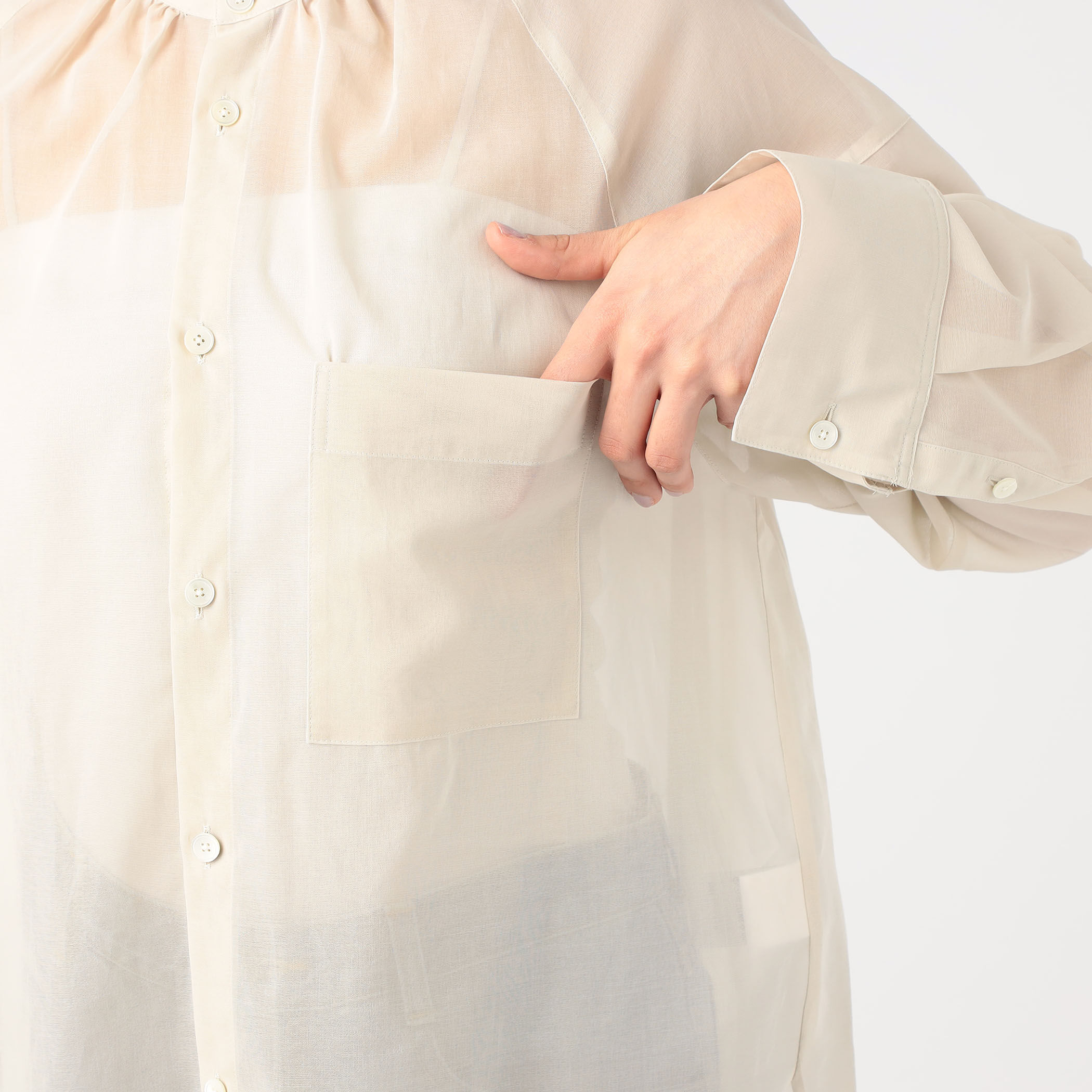 コットンオーガンジー バンドカラーシャツ｜トゥモローランド 公式通販