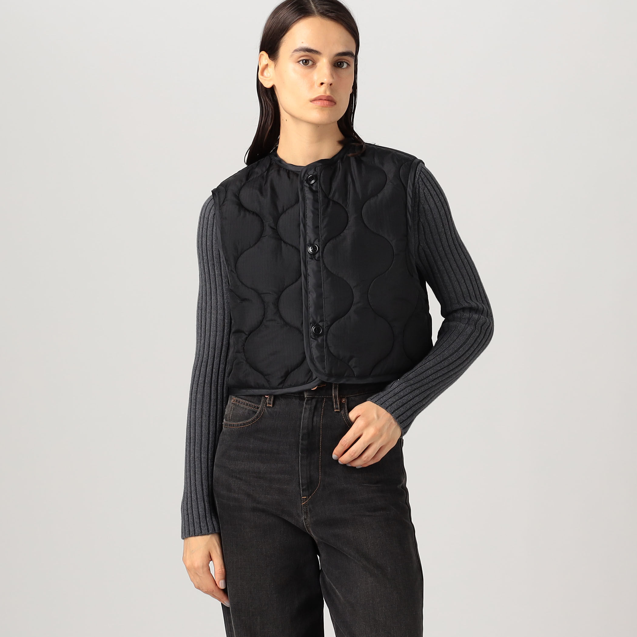 HYKE QUILTED CROPPED VEST｜トゥモローランド 公式通販